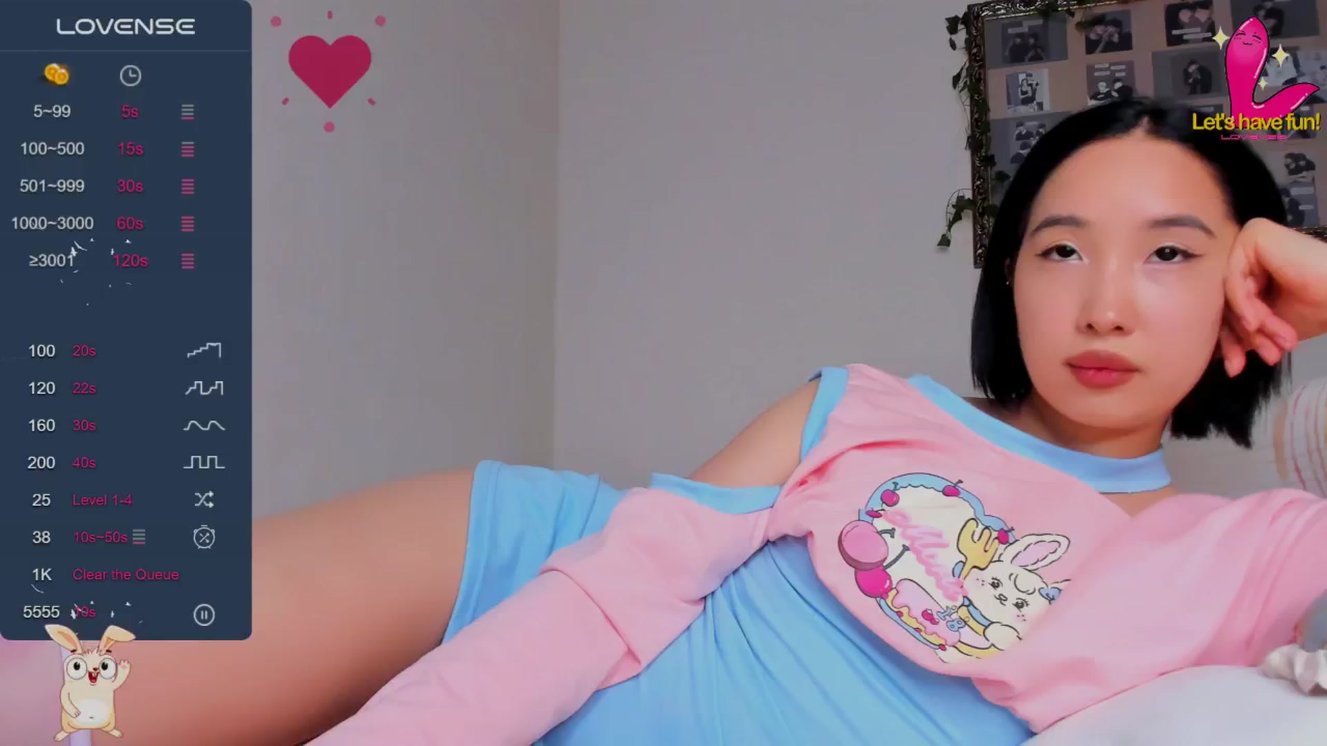 Gallery image thumbnail from FeralBerry66's myfreecams stream on, 11/17/2024, 06:49 image 2 of 20