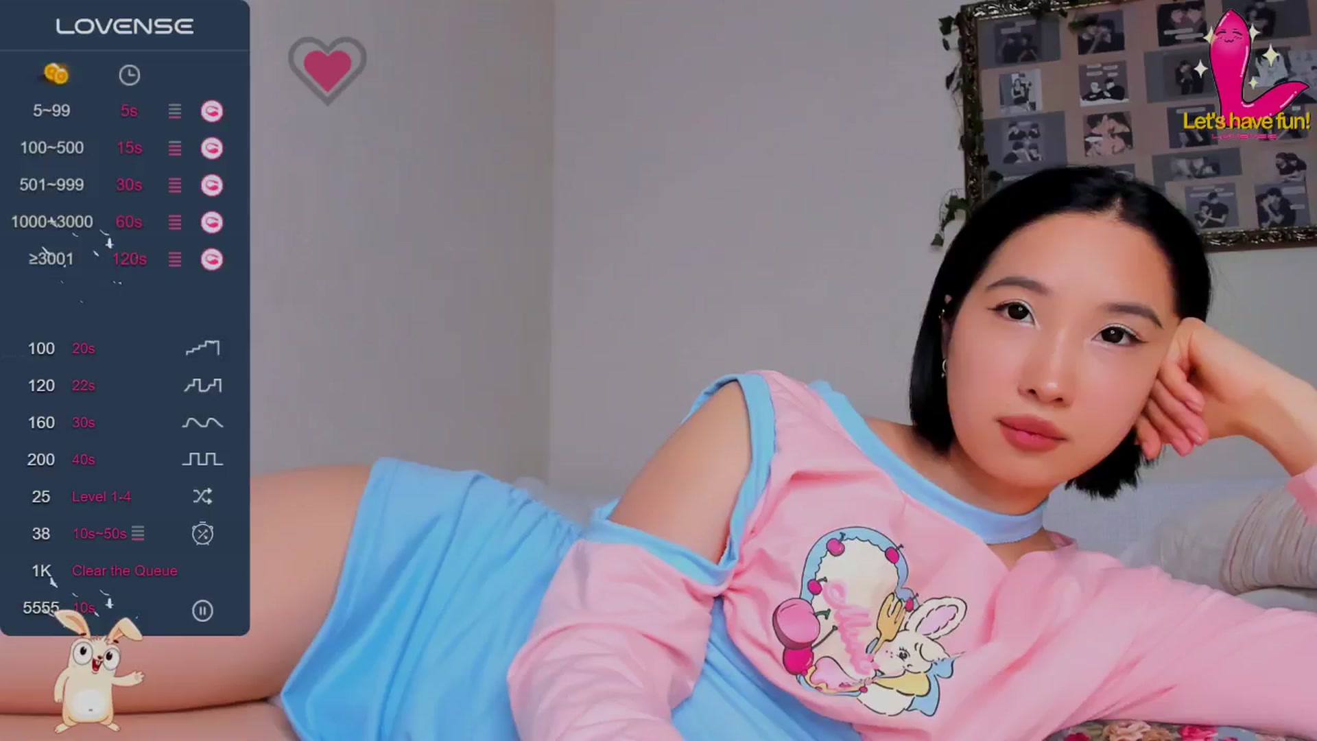 Gallery image thumbnail from FeralBerry66's myfreecams stream on, 11/17/2024, 06:49 image 12 of 20