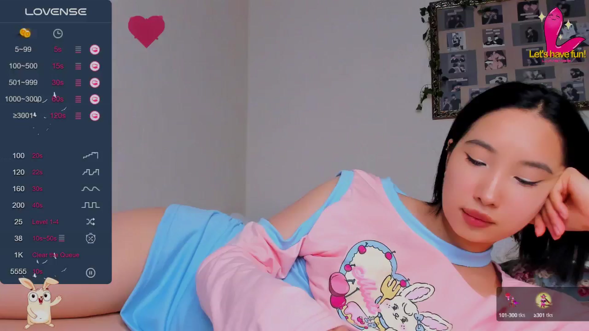 Gallery image thumbnail from FeralBerry66's myfreecams stream on, 11/17/2024, 06:49 image 11 of 20