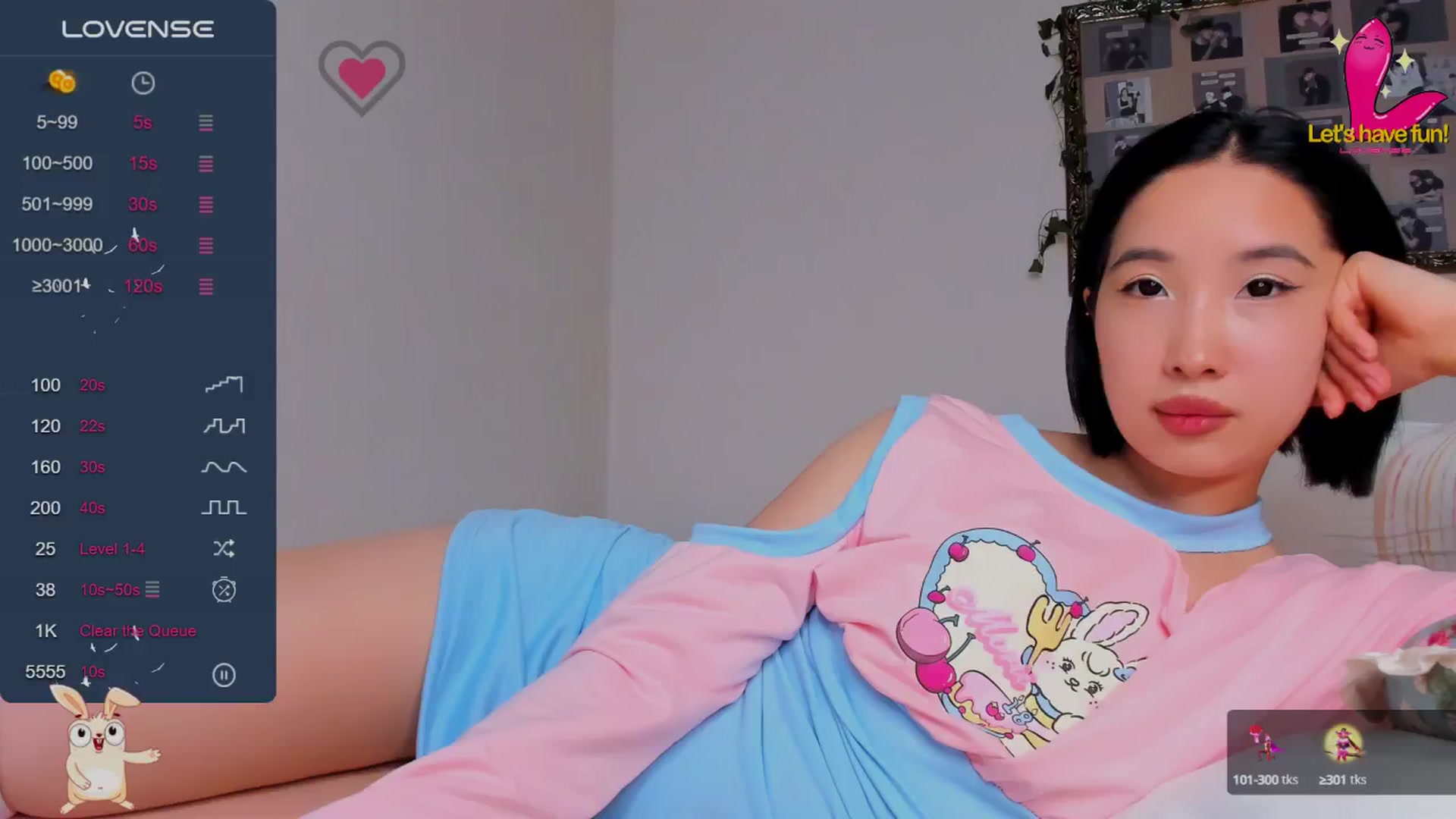 Gallery image thumbnail from FeralBerry66's myfreecams stream on, 11/17/2024, 06:49 image 4 of 20