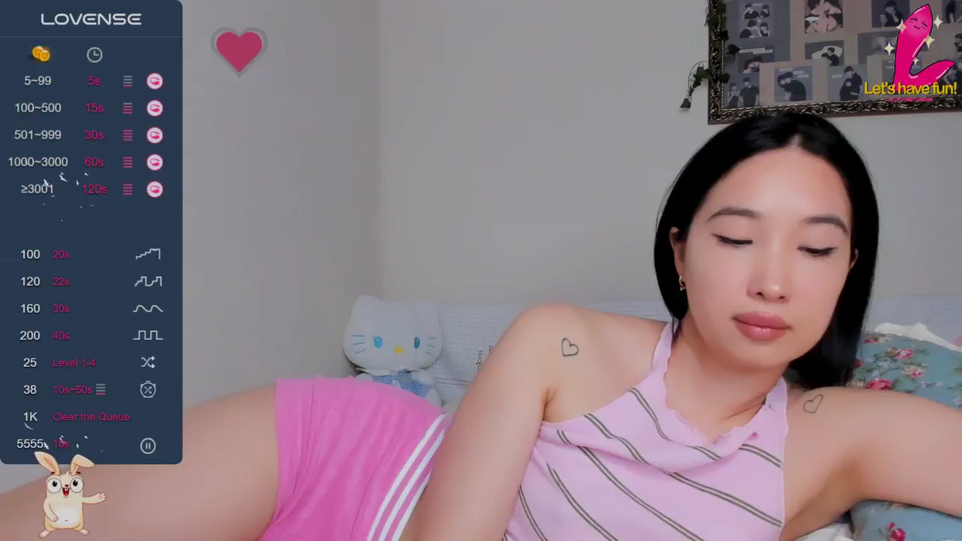 Gallery image thumbnail from FeralBerry66's myfreecams stream on, 11/27/2024, 07:30 image 16 of 20