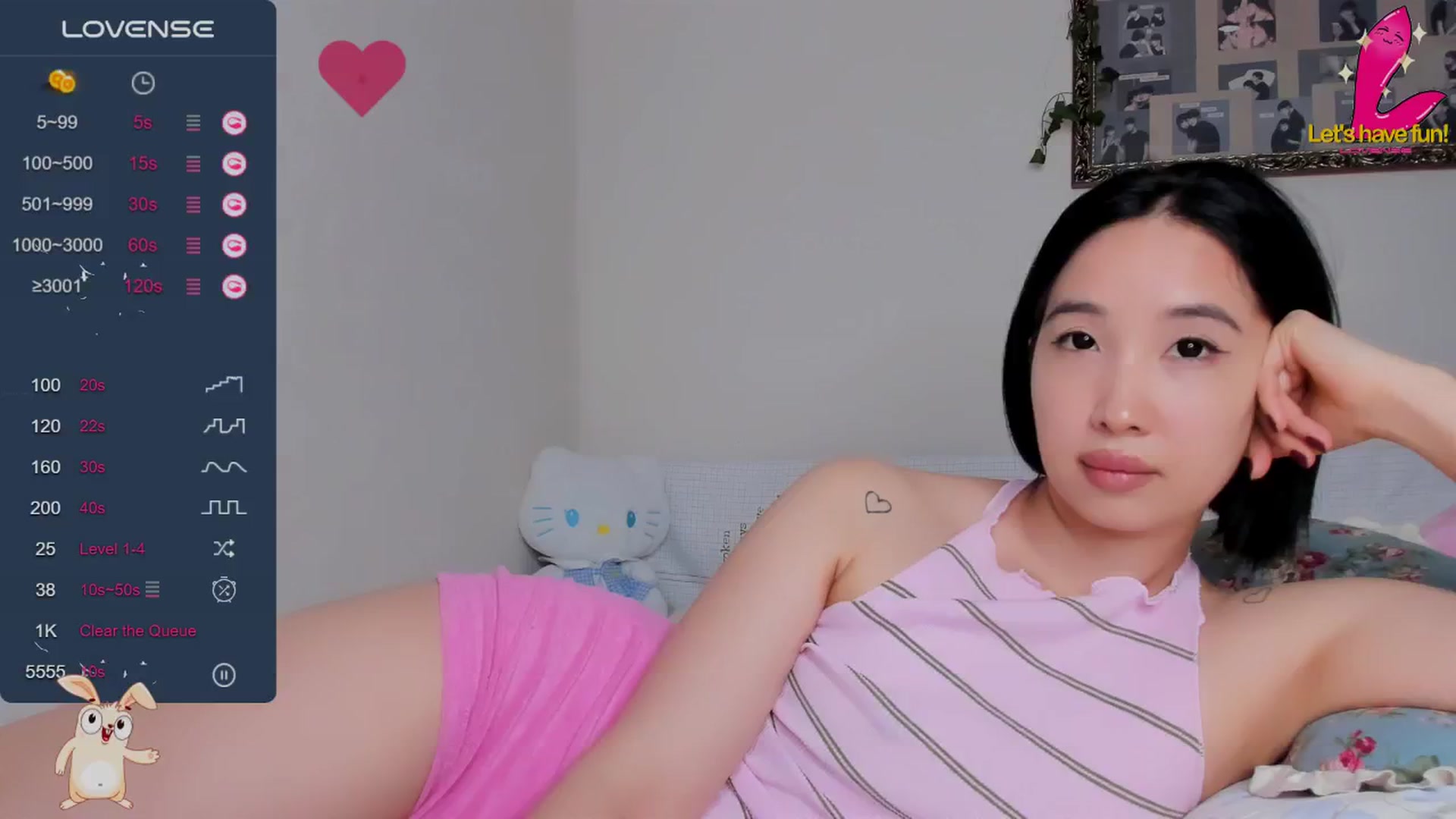 Gallery image thumbnail from FeralBerry66's myfreecams stream on, 11/27/2024, 07:30 image 14 of 20
