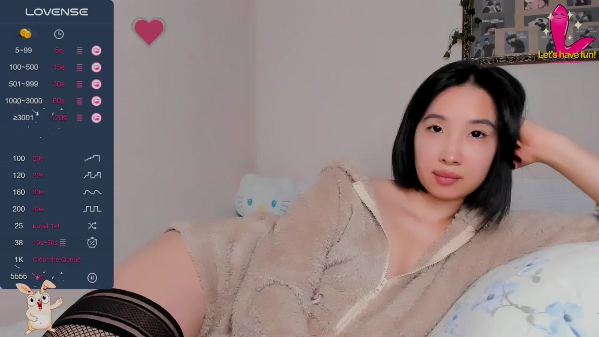 Gallery image thumbnail from FeralBerry66's myfreecams stream on, 12/03/2024, 06:52 image 15 of 20