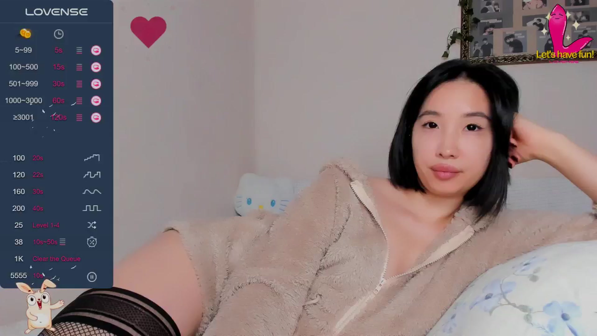 Gallery image thumbnail from FeralBerry66's myfreecams stream on, 12/03/2024, 06:52 image 14 of 20