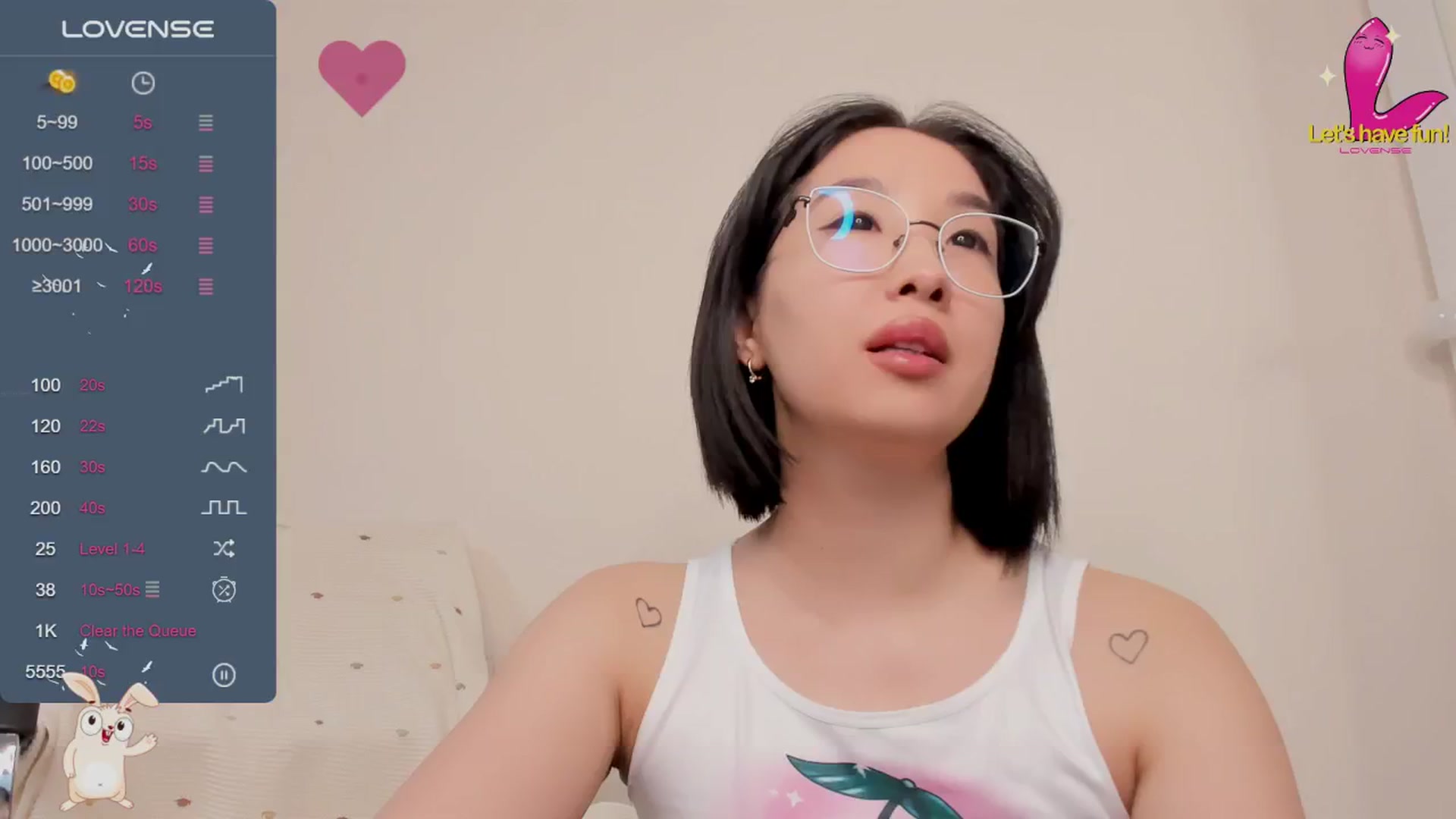 Gallery image thumbnail from FeralBerry66's myfreecams stream on, 12/06/2024, 17:51 image 12 of 20