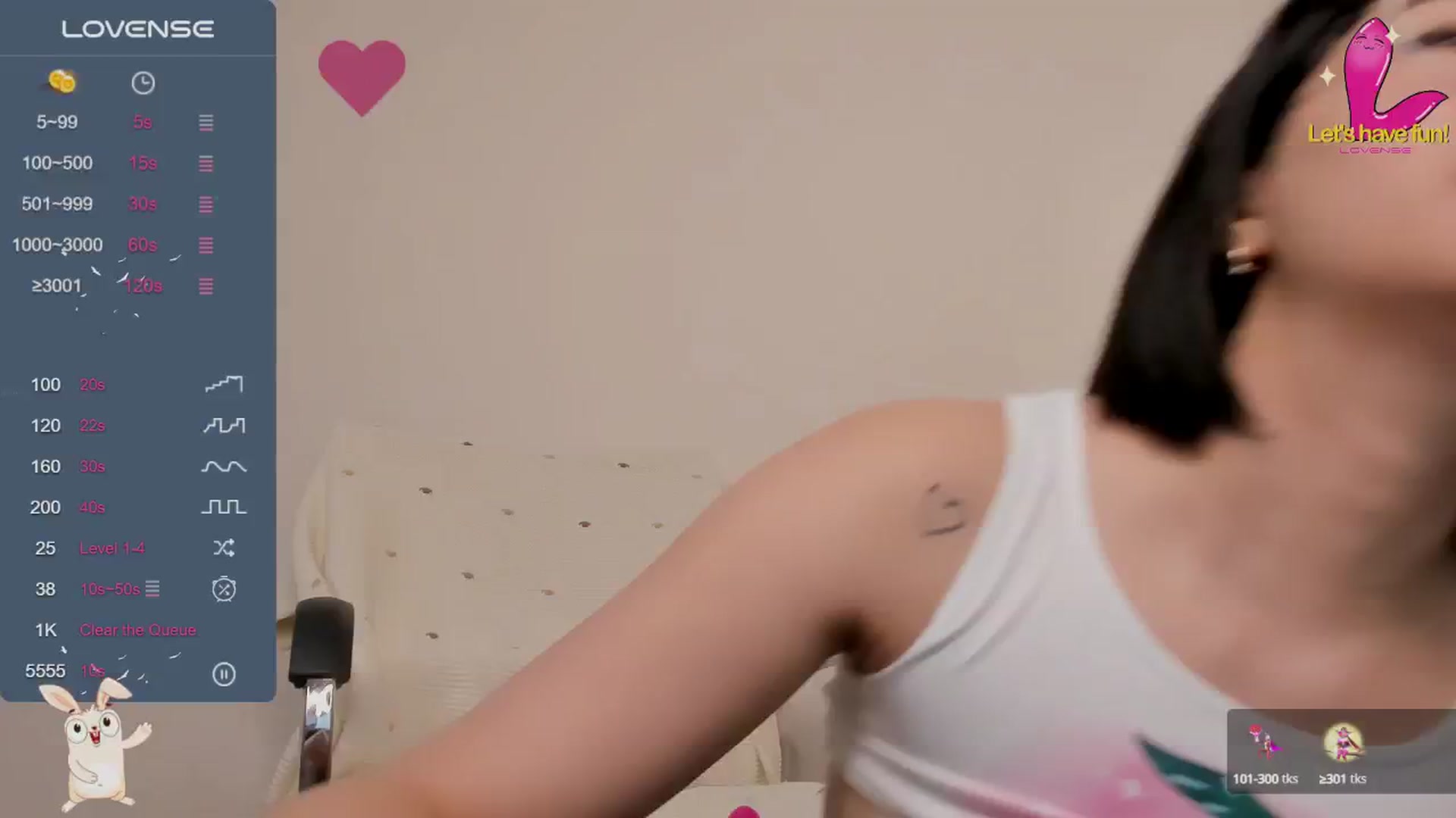 Gallery image thumbnail from FeralBerry66's myfreecams stream on, 12/06/2024, 17:51 image 9 of 20