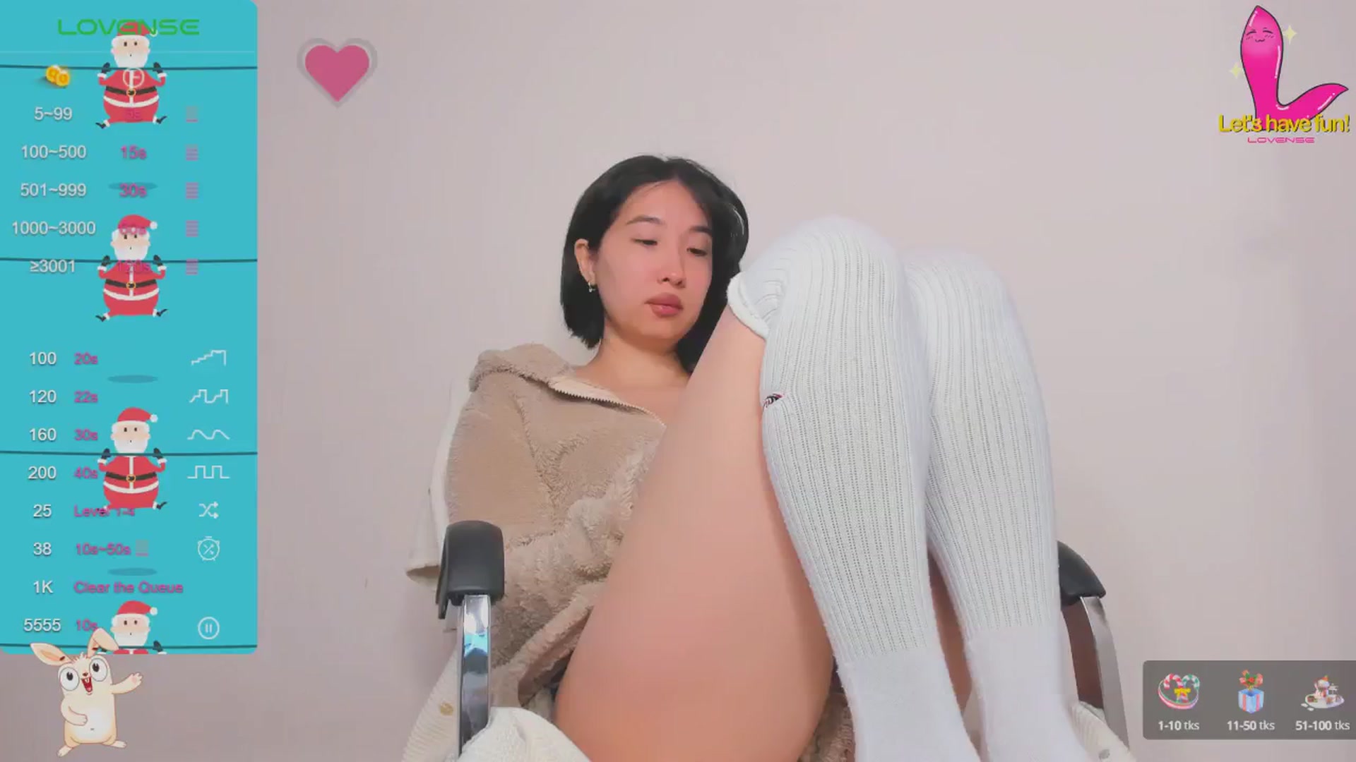 Gallery image thumbnail from FeralBerry66's myfreecams stream on, 12/11/2024, 07:01 image 19 of 20