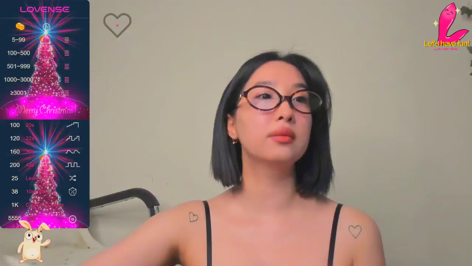 Gallery image thumbnail from FeralBerry66's myfreecams stream on, 12/18/2024, 06:02 image 17 of 20