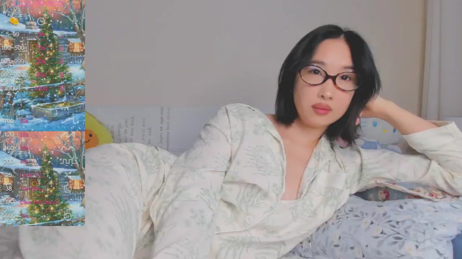 Gallery image thumbnail from FeralBerry66's myfreecams stream on, 12/23/2024, 05:58 image 19 of 20
