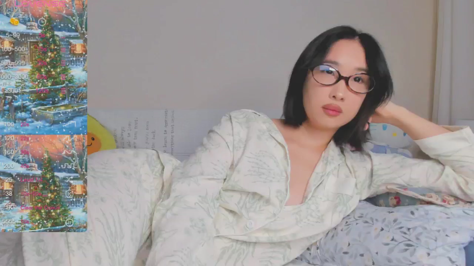 Gallery image thumbnail from FeralBerry66's myfreecams stream on, 12/23/2024, 05:58 image 18 of 20