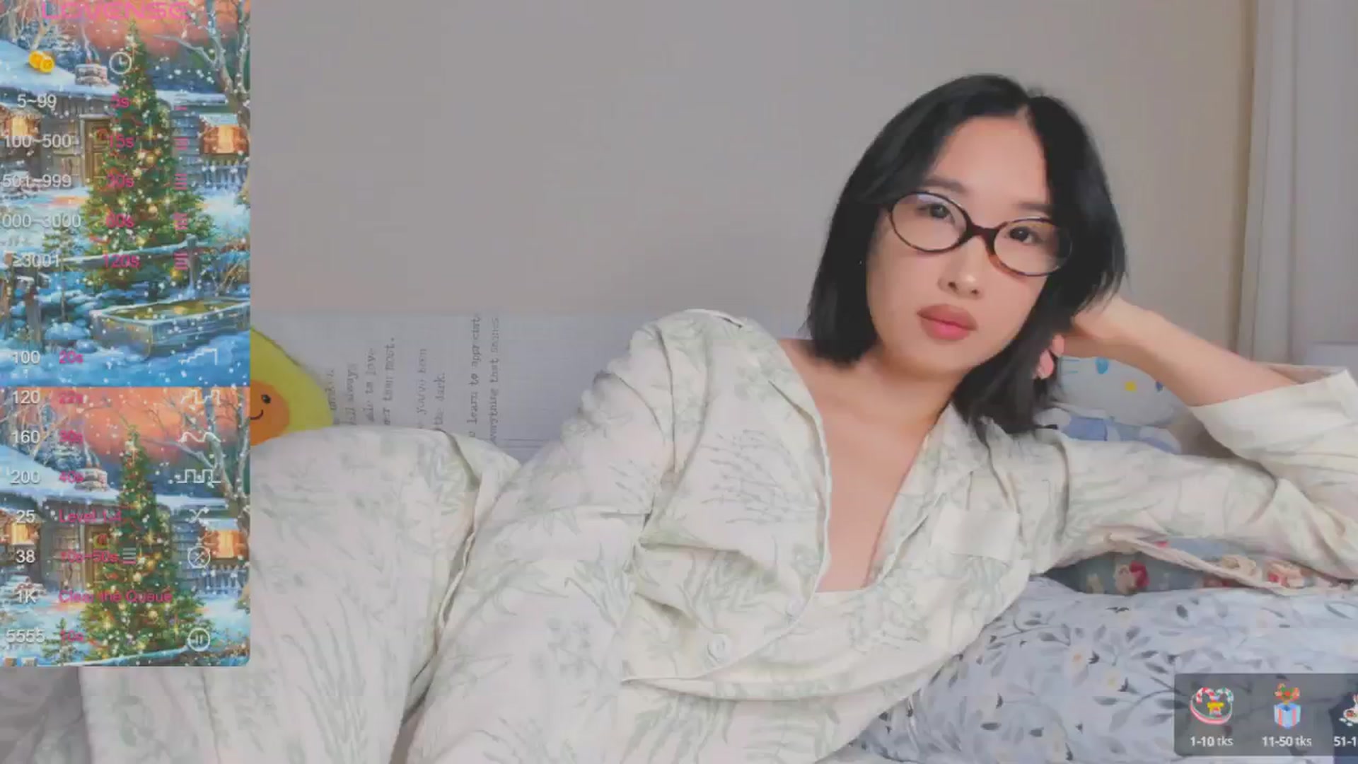Gallery image thumbnail from FeralBerry66's myfreecams stream on, 12/23/2024, 05:58 image 17 of 20