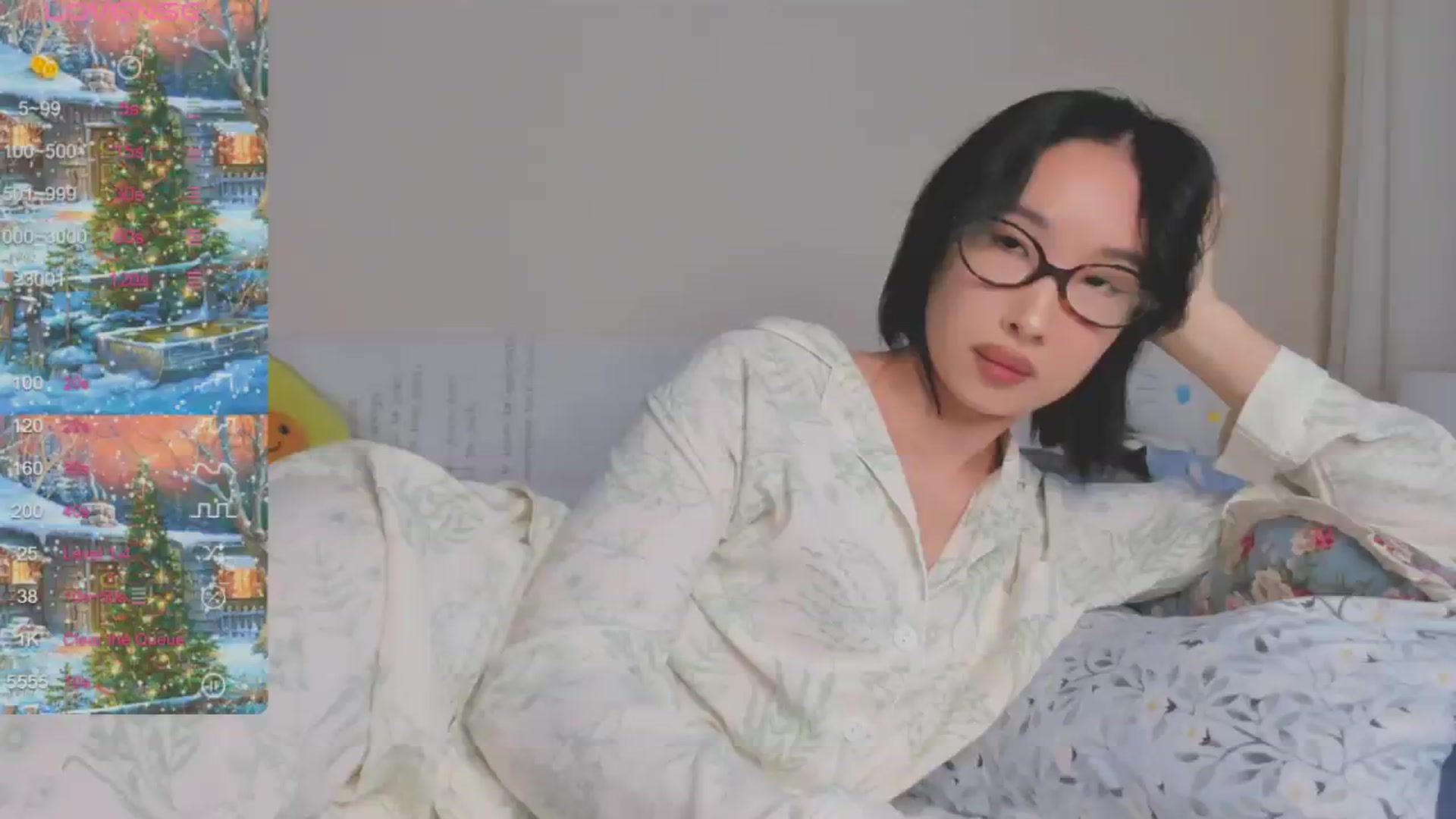 Gallery image thumbnail from FeralBerry66's myfreecams stream on, 12/23/2024, 06:59 image 15 of 20