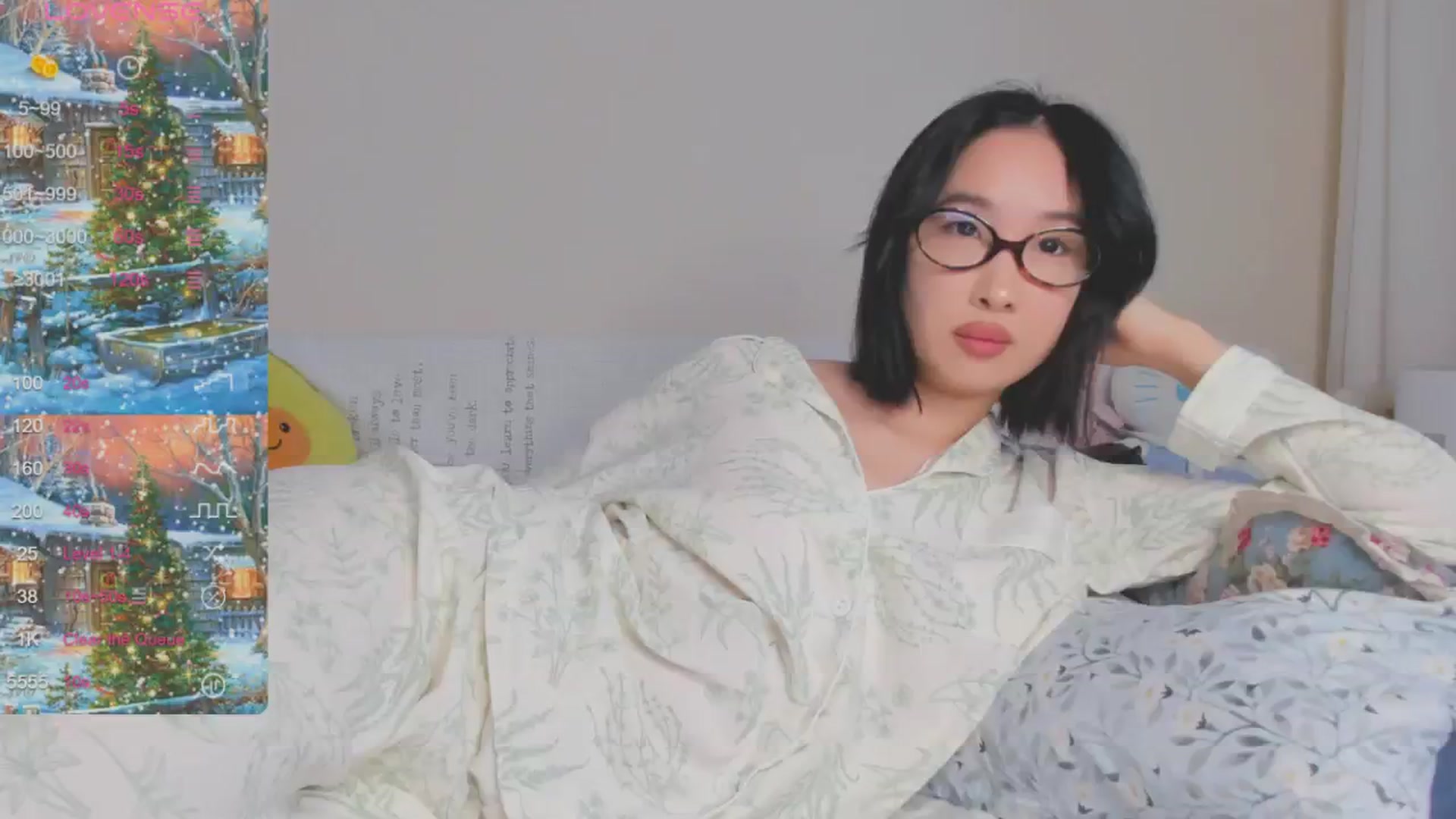 Gallery image thumbnail from FeralBerry66's myfreecams stream on, 12/23/2024, 06:59 image 8 of 20