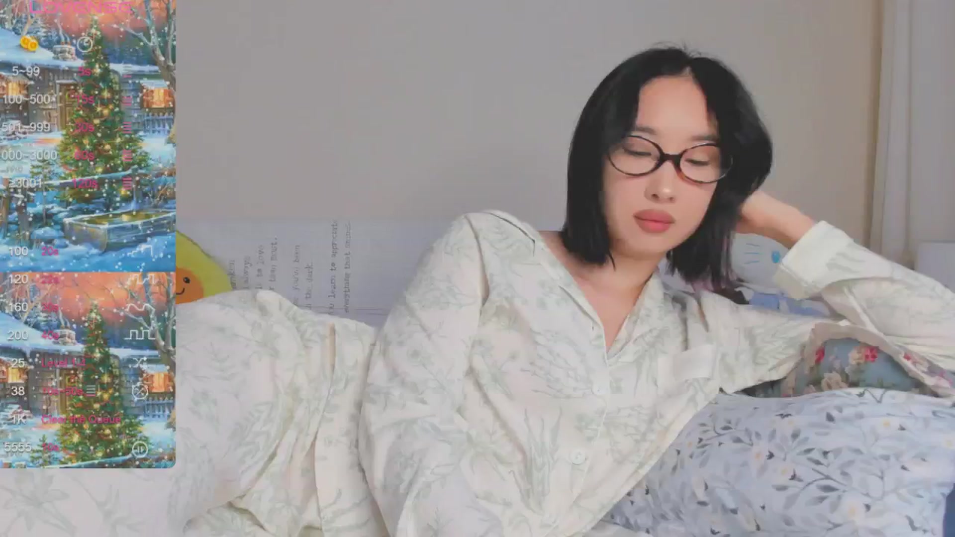 Gallery image thumbnail from FeralBerry66's myfreecams stream on, 12/23/2024, 06:59 image 3 of 20