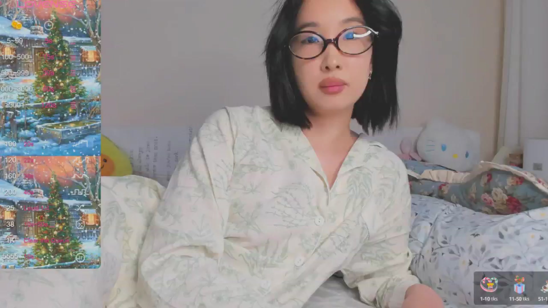 Gallery image thumbnail from FeralBerry66's myfreecams stream on, 12/23/2024, 07:22 image 2 of 20