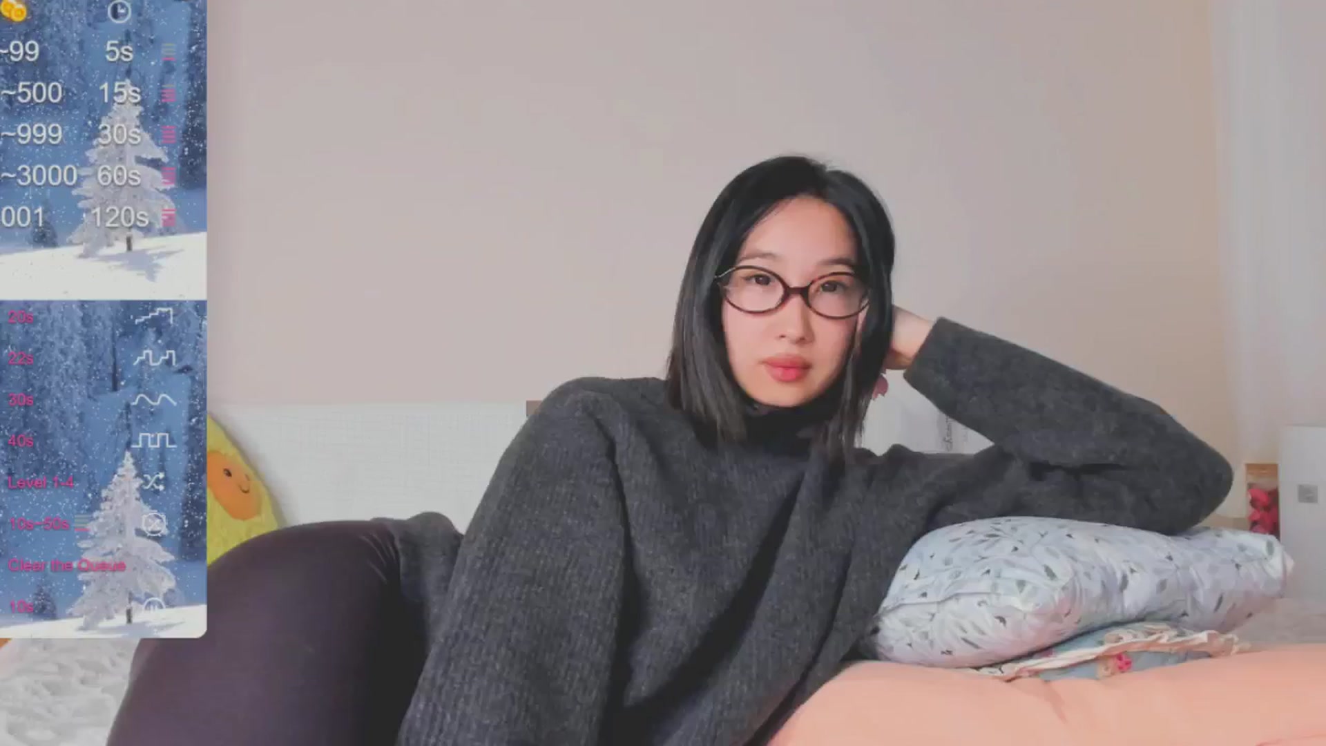 Gallery image thumbnail from FeralBerry66's myfreecams stream on, 01/04/2025, 16:44 image 13 of 20