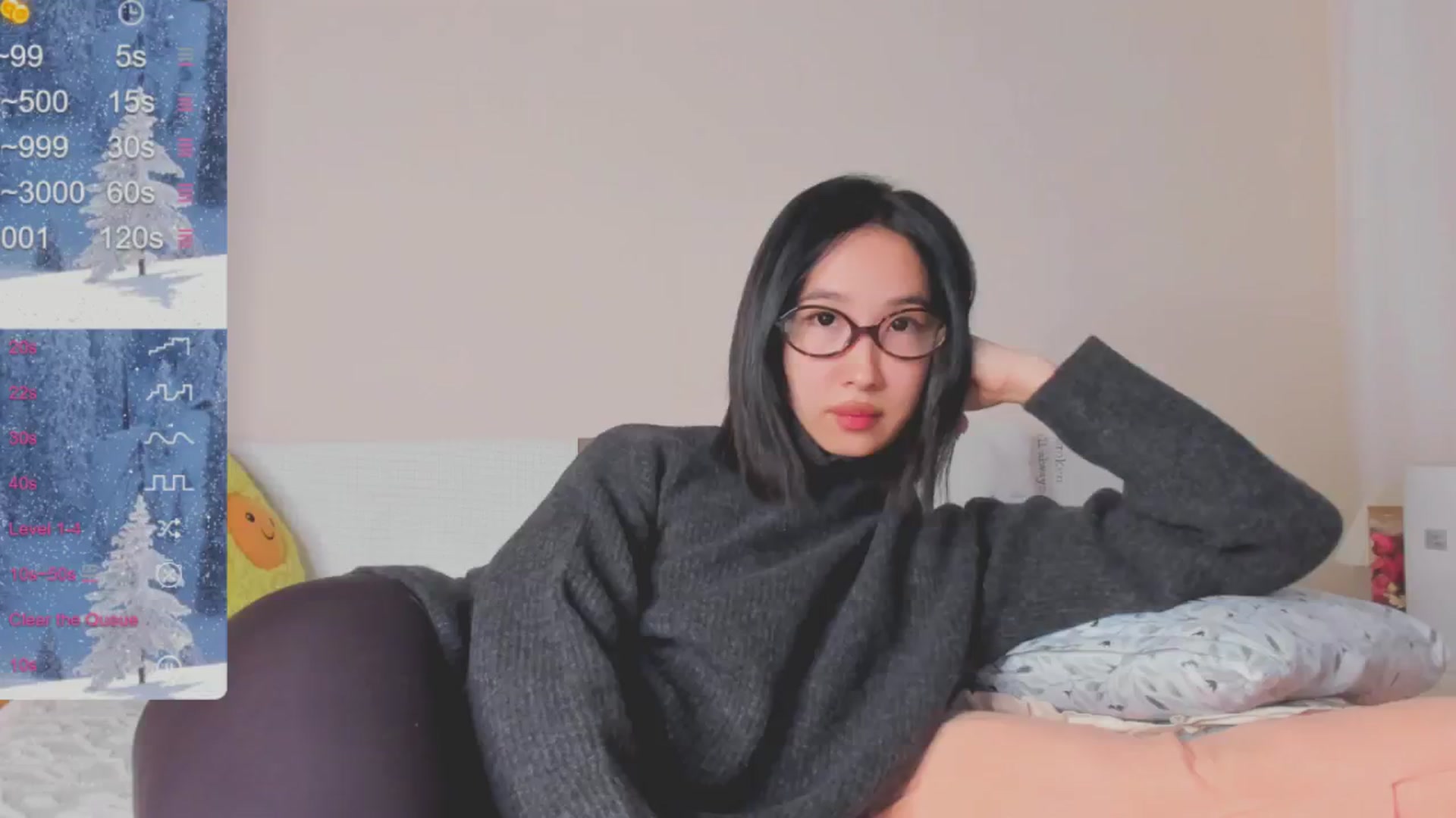 Gallery image thumbnail from FeralBerry66's myfreecams stream on, 01/04/2025, 16:44 image 2 of 20