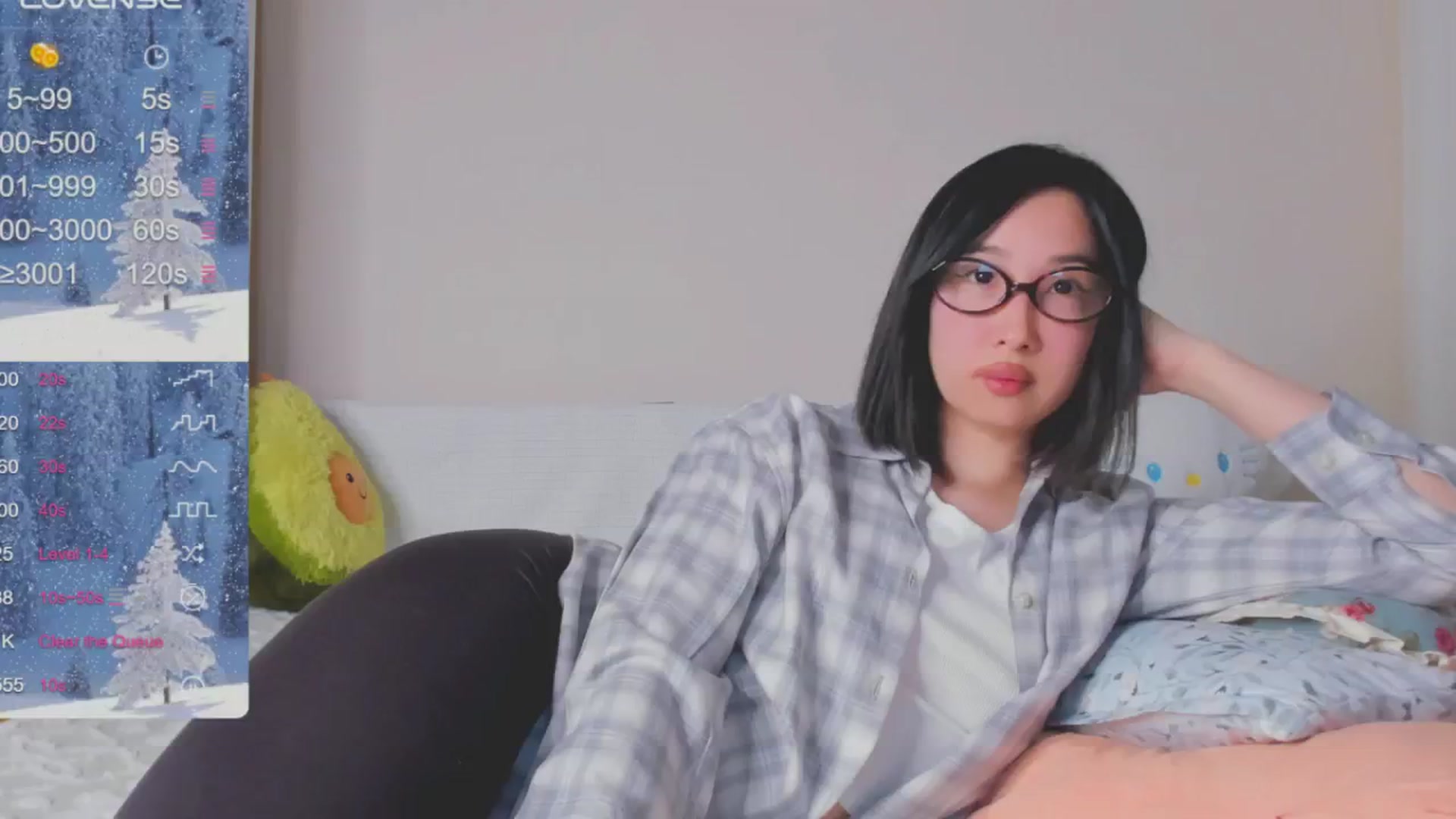 Gallery image thumbnail from FeralBerry66's myfreecams stream on, 01/07/2025, 16:44 image 11 of 20