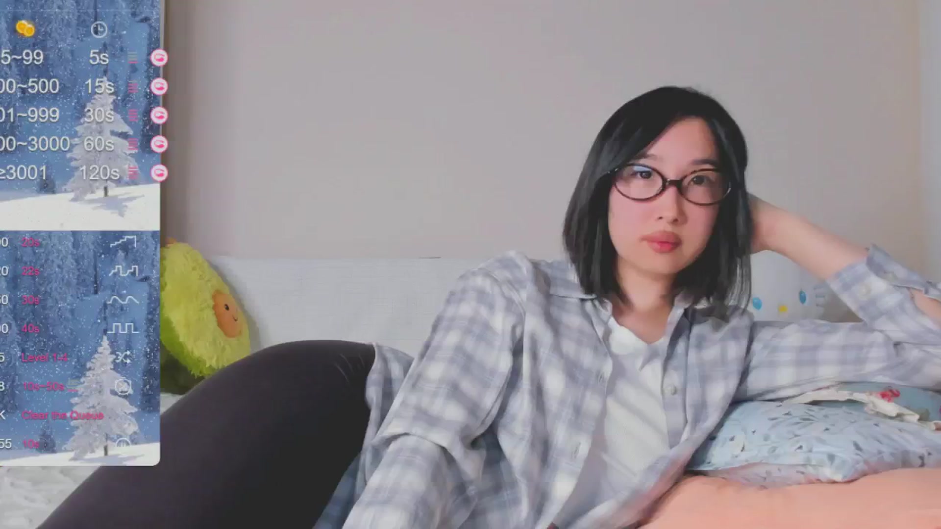 Gallery image thumbnail from FeralBerry66's myfreecams stream on, 01/07/2025, 16:44 image 14 of 20