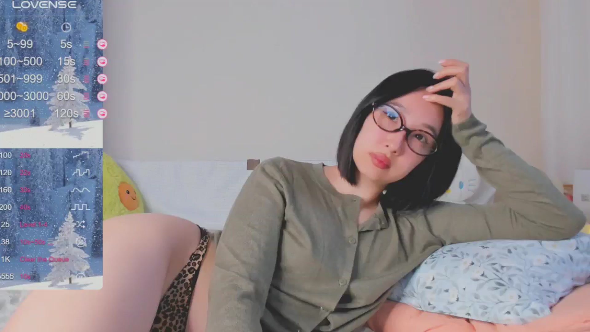 Gallery image thumbnail from FeralBerry66's myfreecams stream on, 01/08/2025, 05:33 image 20 of 20
