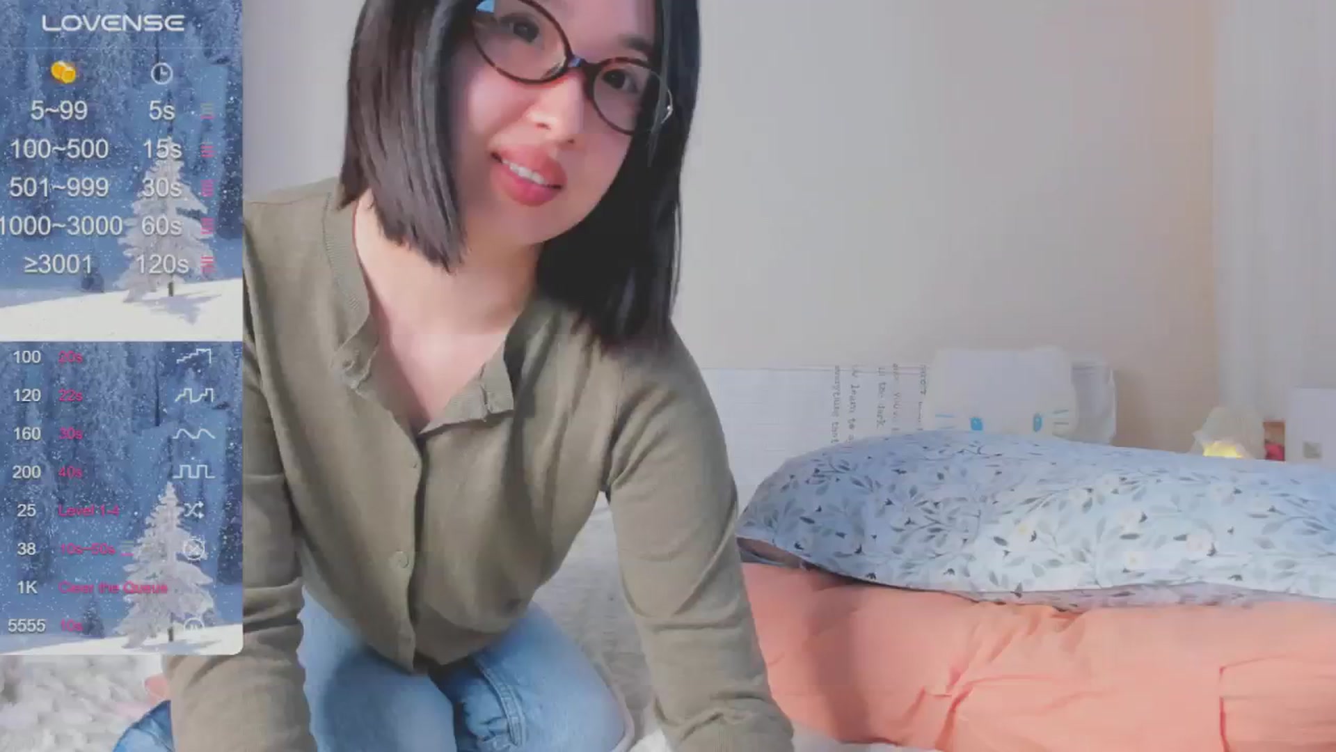 Gallery image thumbnail from FeralBerry66's myfreecams stream on, 01/08/2025, 05:33 image 8 of 20