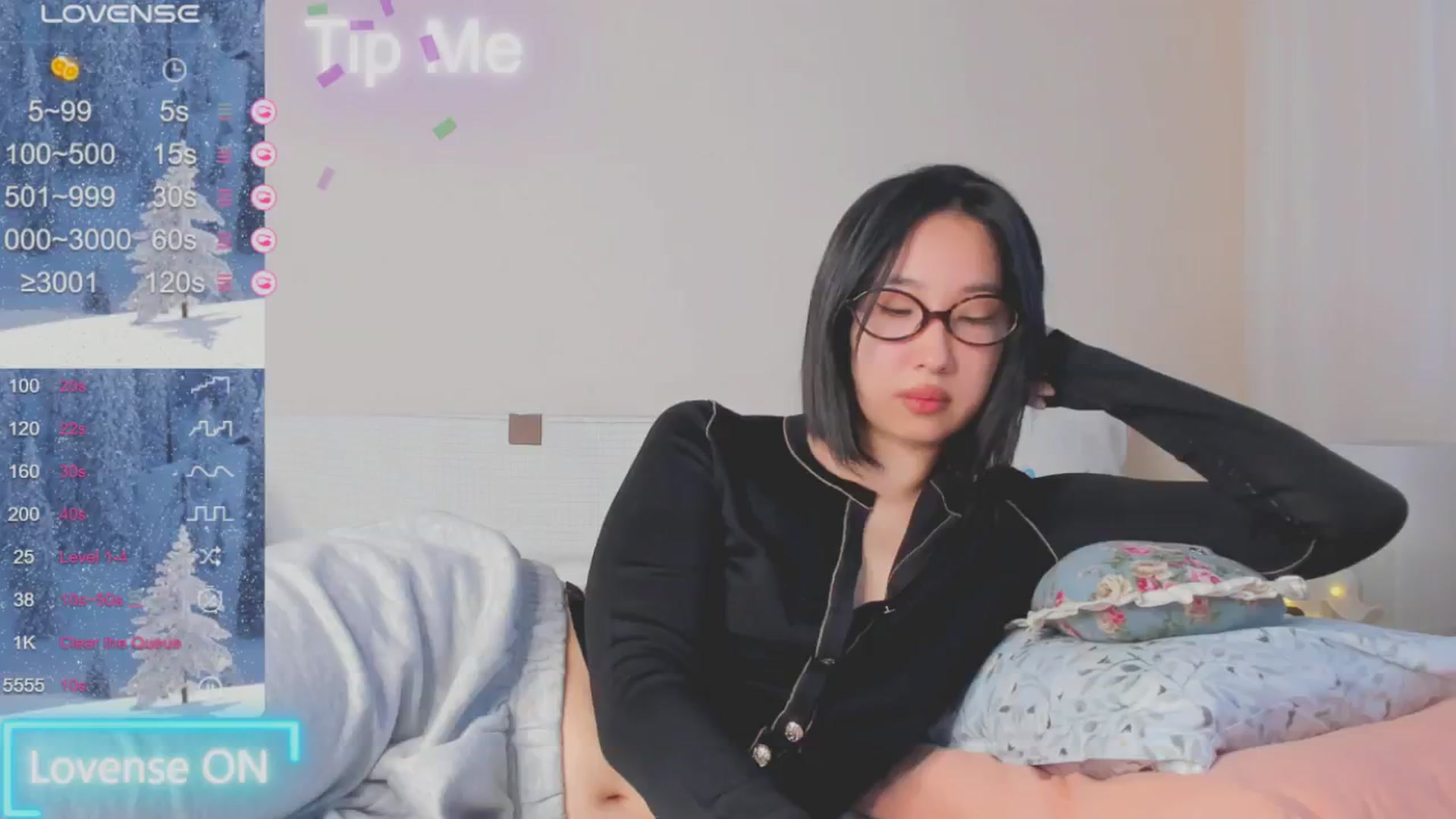 Gallery image thumbnail from FeralBerry66's myfreecams stream on, 01/09/2025, 05:44 image 19 of 20