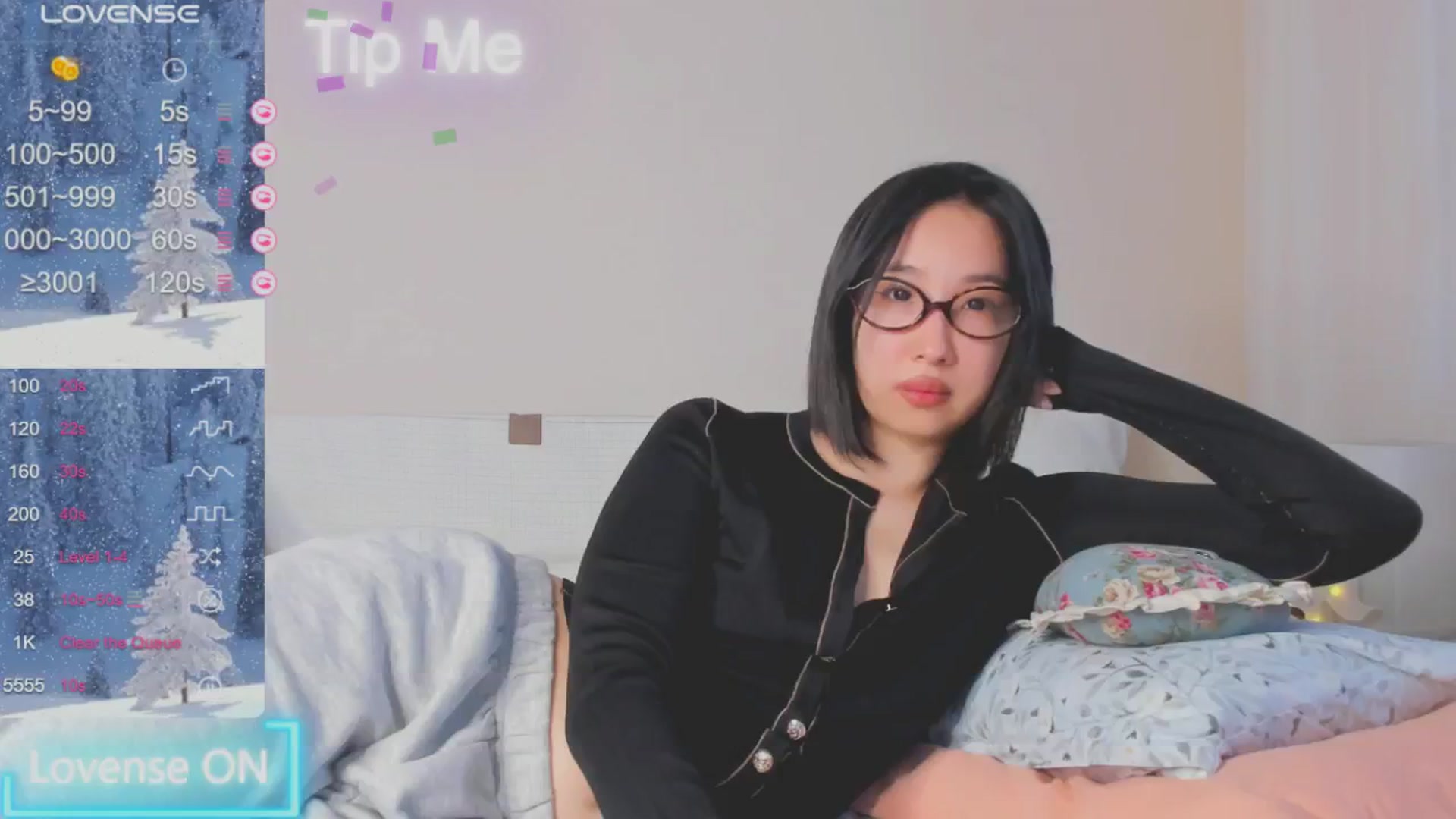 Gallery image thumbnail from FeralBerry66's myfreecams stream on, 01/09/2025, 05:44 image 18 of 20