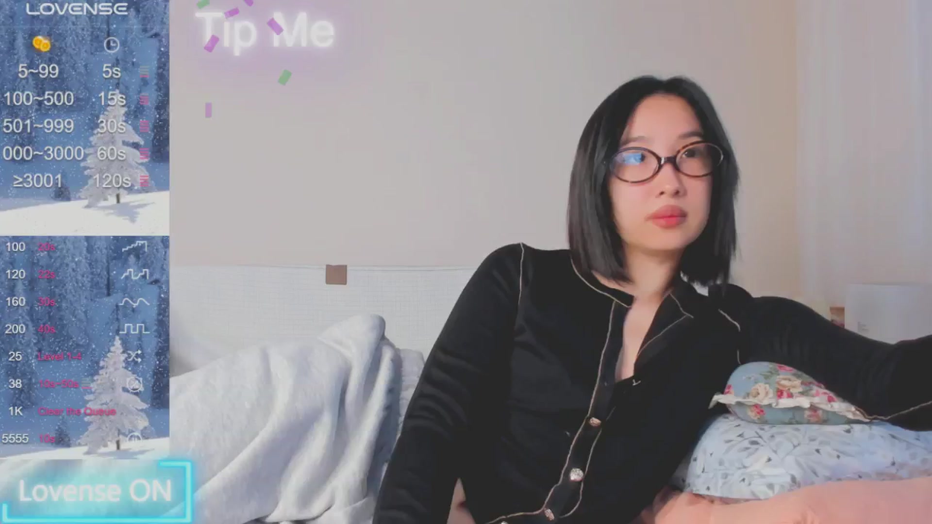 Gallery image thumbnail from FeralBerry66's myfreecams stream on, 01/09/2025, 05:44 image 16 of 20