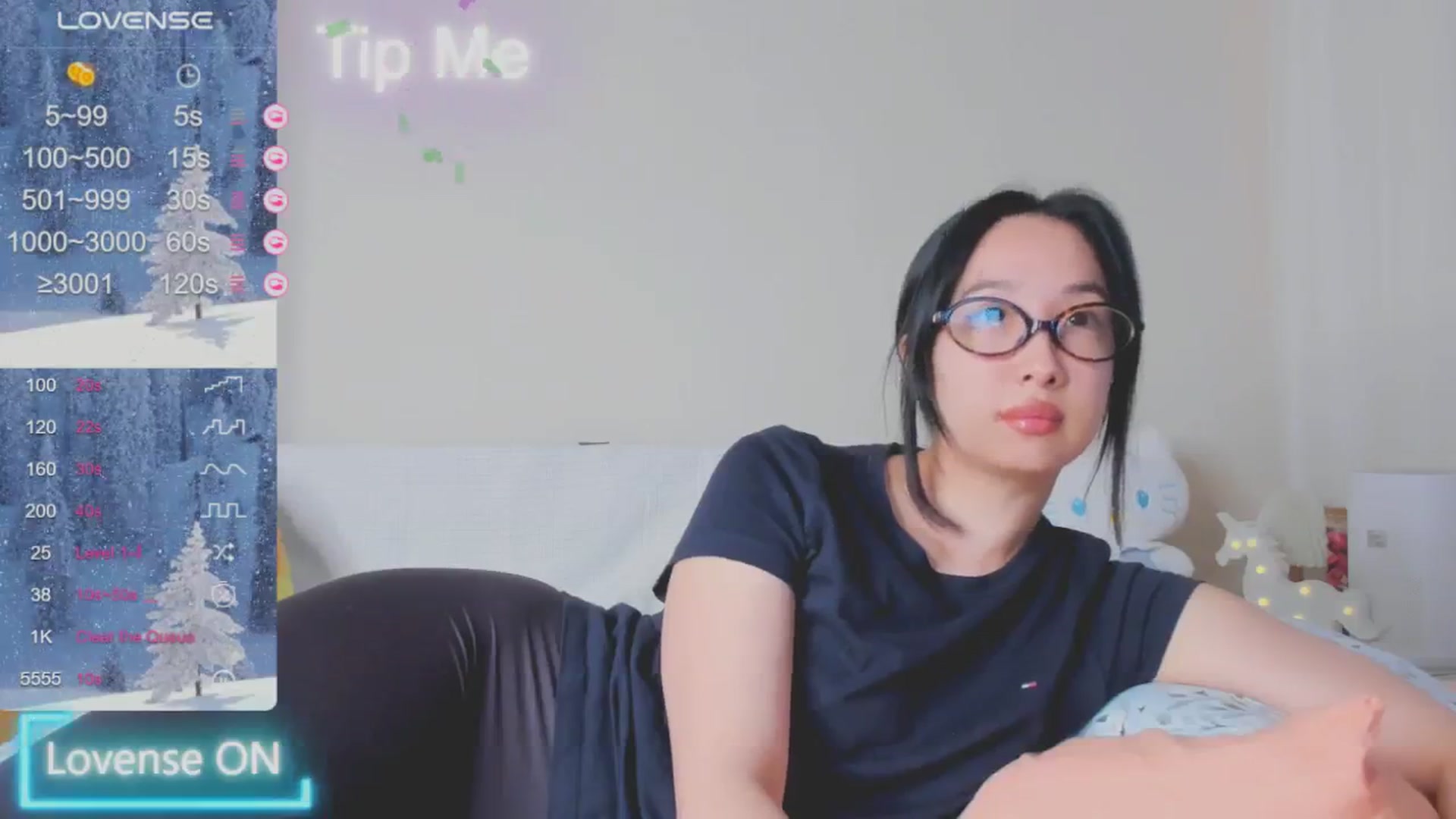 Gallery image thumbnail from FeralBerry66's myfreecams stream on, 01/09/2025, 17:29 image 17 of 20