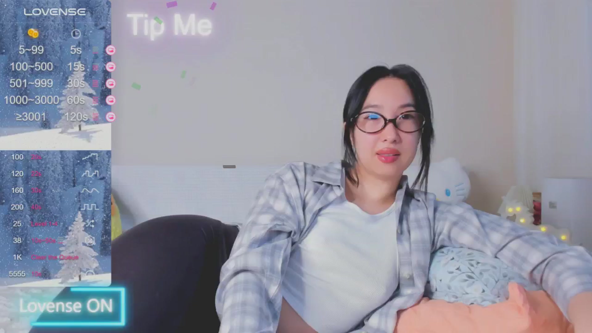 Gallery image thumbnail from FeralBerry66's myfreecams stream on, 01/10/2025, 06:19 image 14 of 20