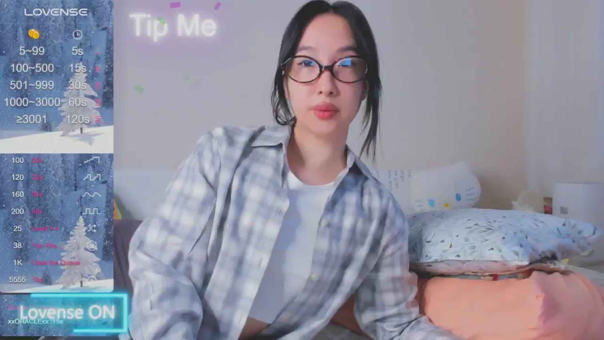 Gallery image thumbnail from FeralBerry66's myfreecams stream on, 01/10/2025, 06:19 image 10 of 20