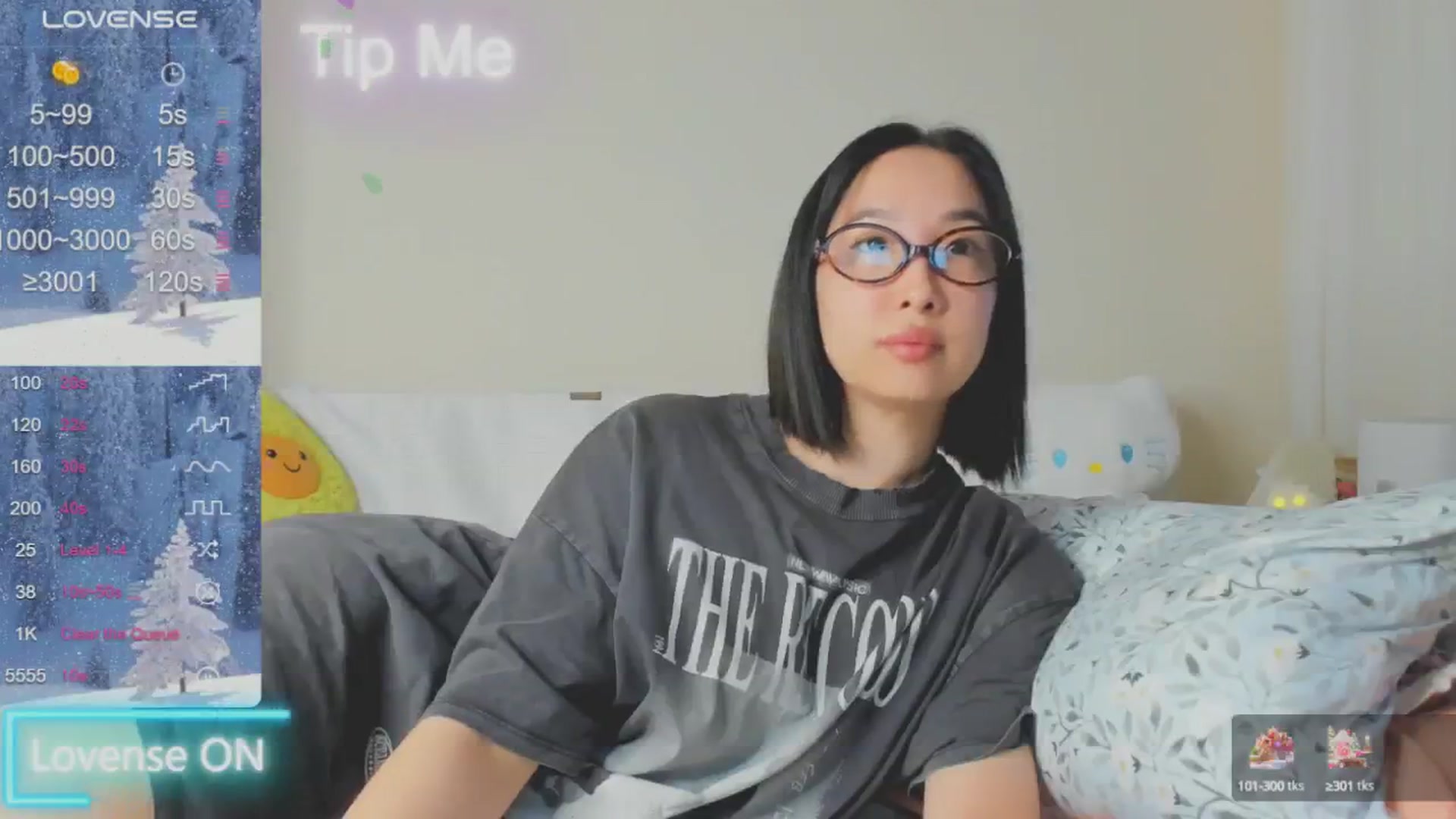 Gallery image thumbnail from FeralBerry66's myfreecams stream on, 01/10/2025, 18:05 image 12 of 20
