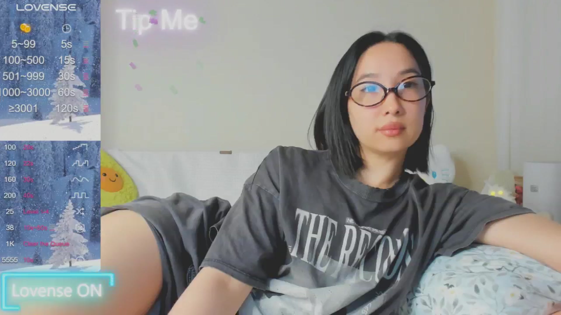 Gallery image thumbnail from FeralBerry66's myfreecams stream on, 01/10/2025, 18:05 image 16 of 20