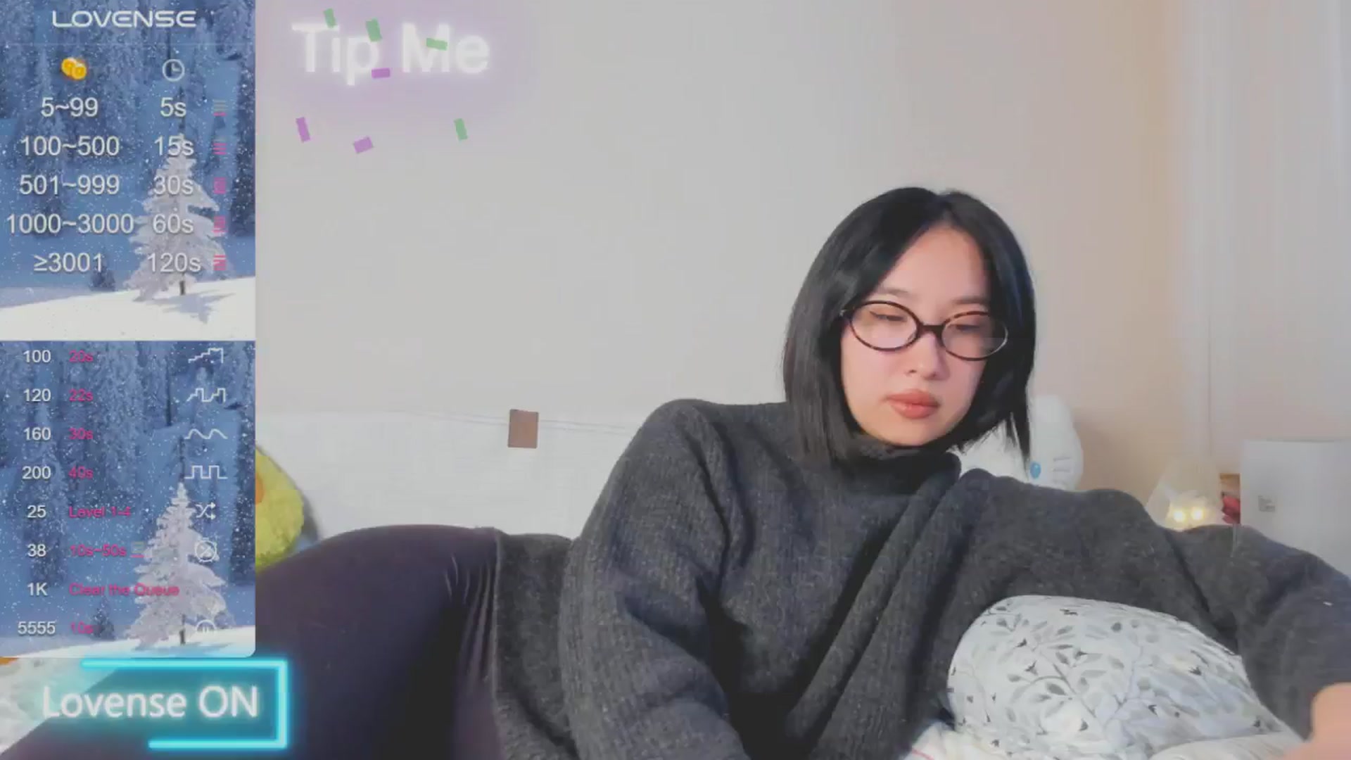 Gallery image thumbnail from FeralBerry66's myfreecams stream on, 01/12/2025, 06:52 image 11 of 20