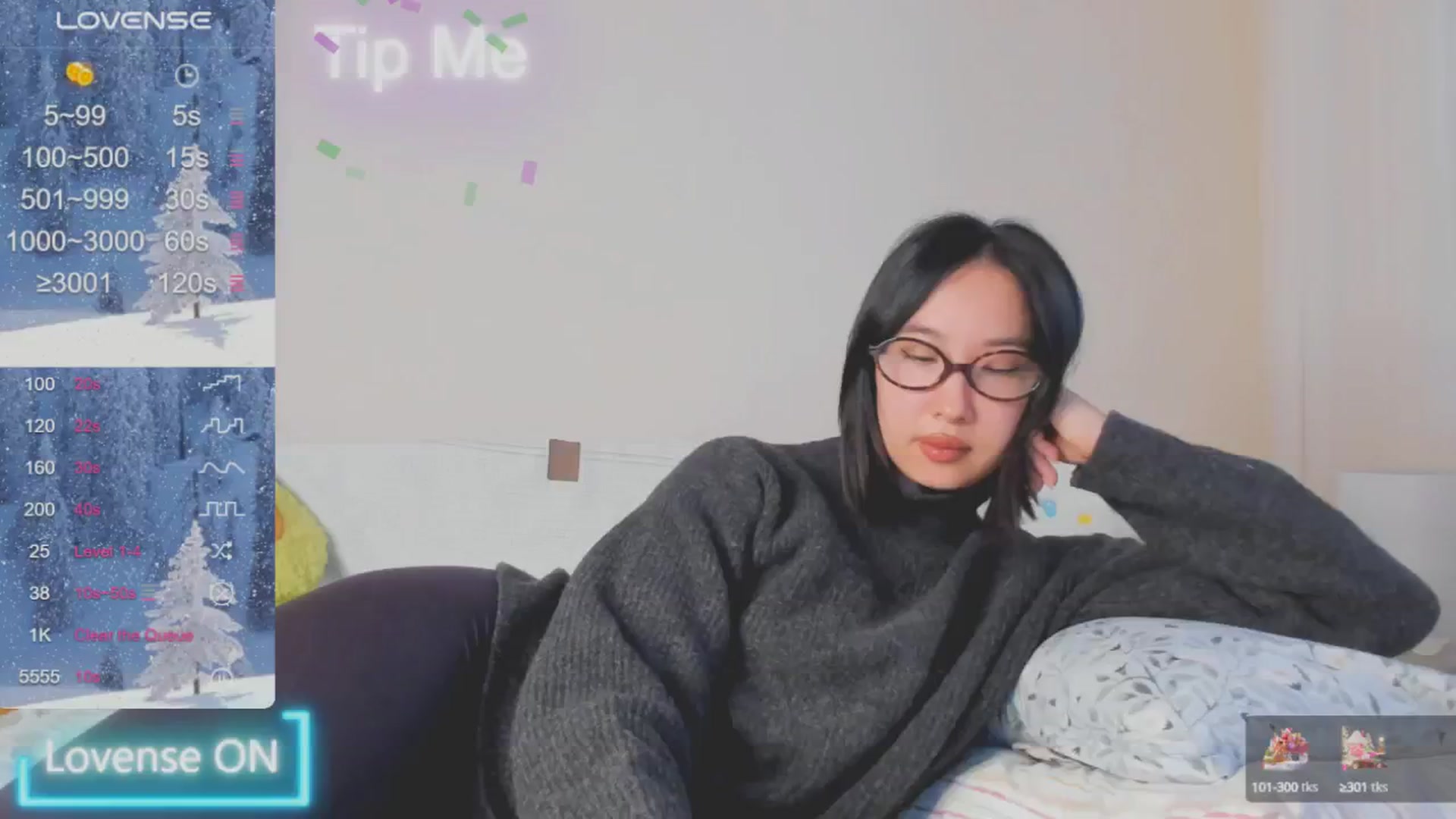 Gallery image thumbnail from FeralBerry66's myfreecams stream on, 01/12/2025, 07:46 image 6 of 20
