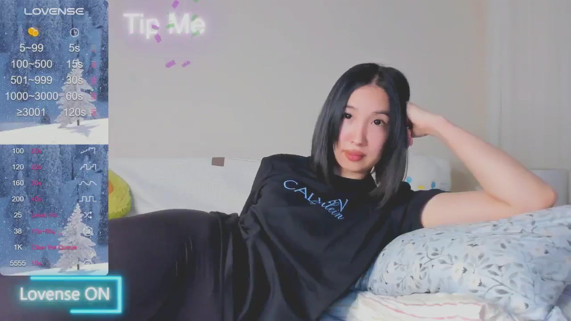Gallery image thumbnail from FeralBerry66's myfreecams stream on, 01/12/2025, 16:45 image 7 of 20