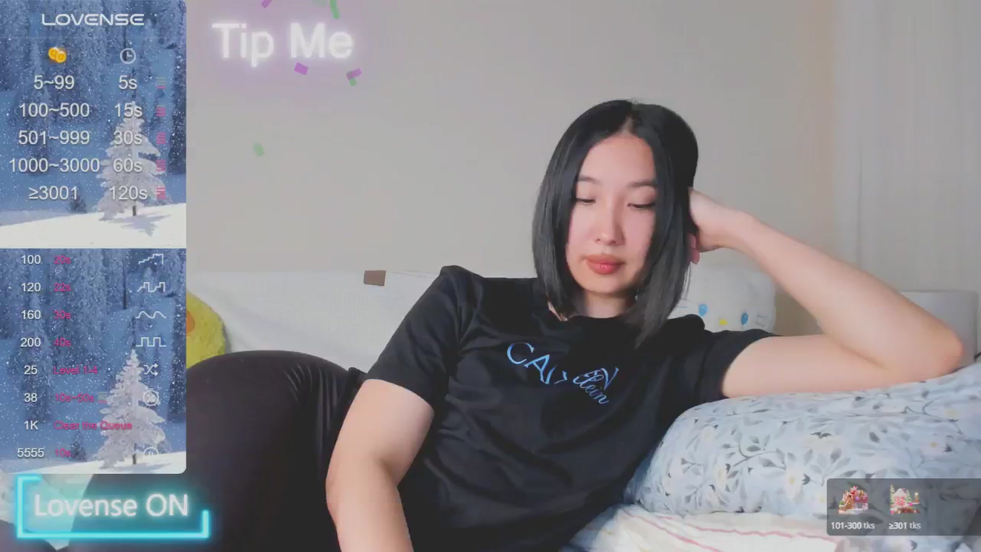 Gallery image thumbnail from FeralBerry66's myfreecams stream on, 01/12/2025, 16:45 image 5 of 20