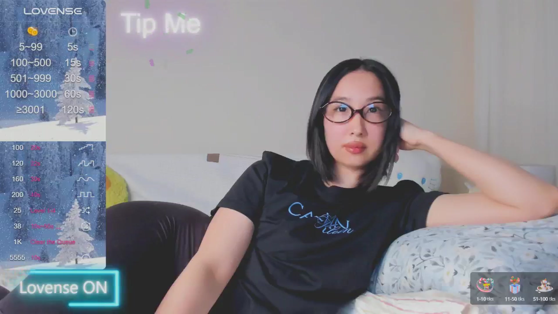 Gallery image thumbnail from FeralBerry66's myfreecams stream on, 01/12/2025, 16:45 image 18 of 20