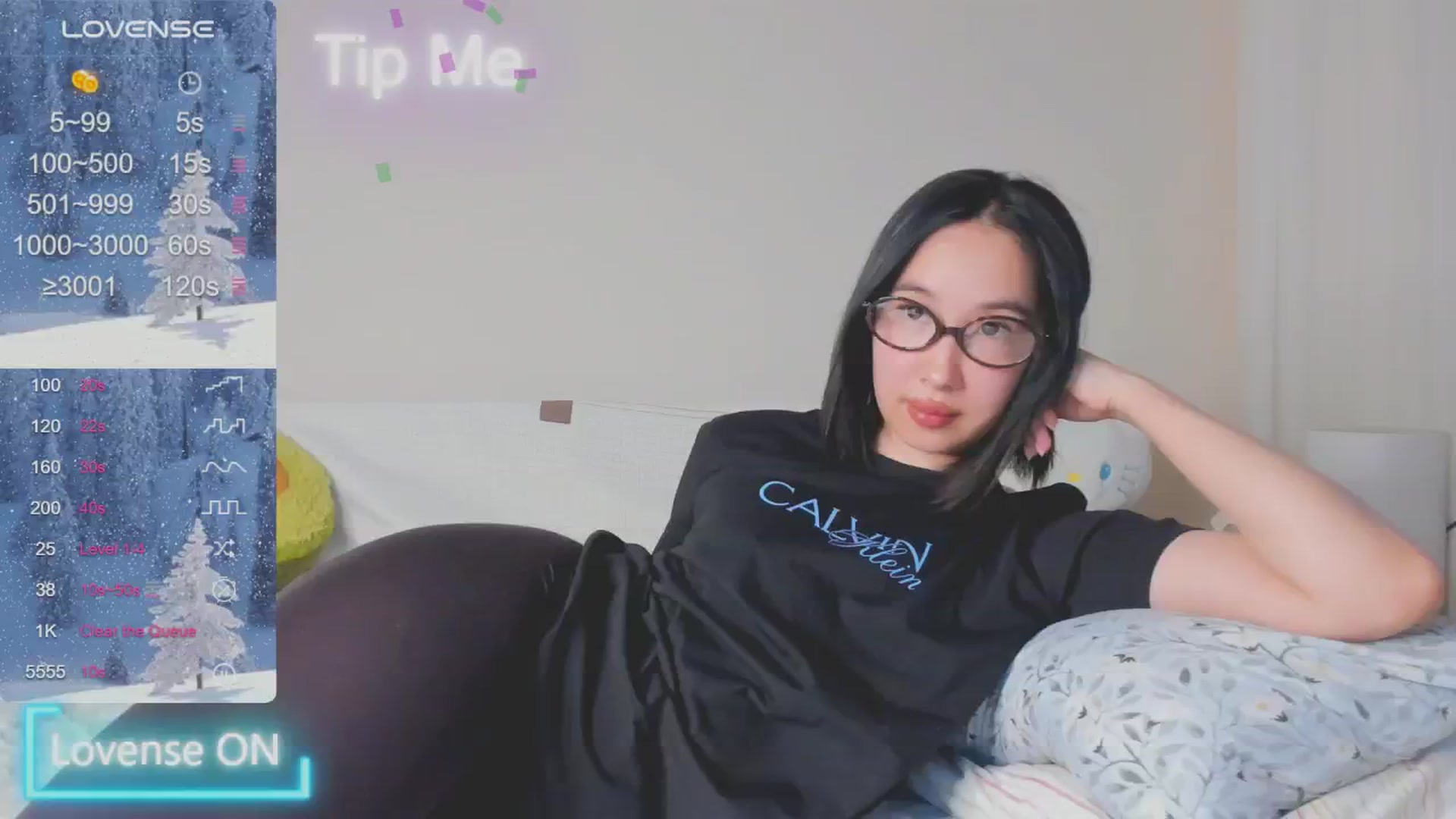Gallery image thumbnail from FeralBerry66's myfreecams stream on, 01/12/2025, 17:06 image 5 of 20