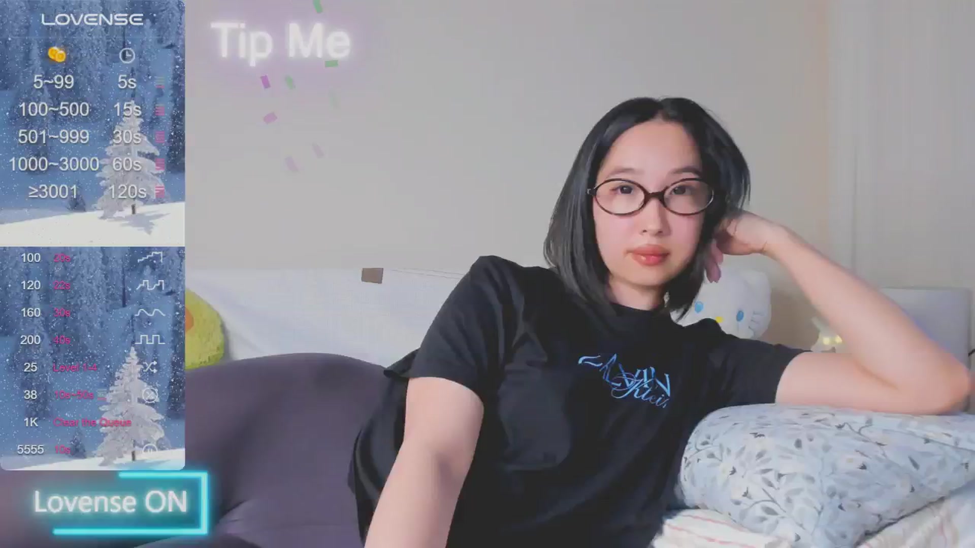 Gallery image thumbnail from FeralBerry66's myfreecams stream on, 01/12/2025, 17:06 image 16 of 20