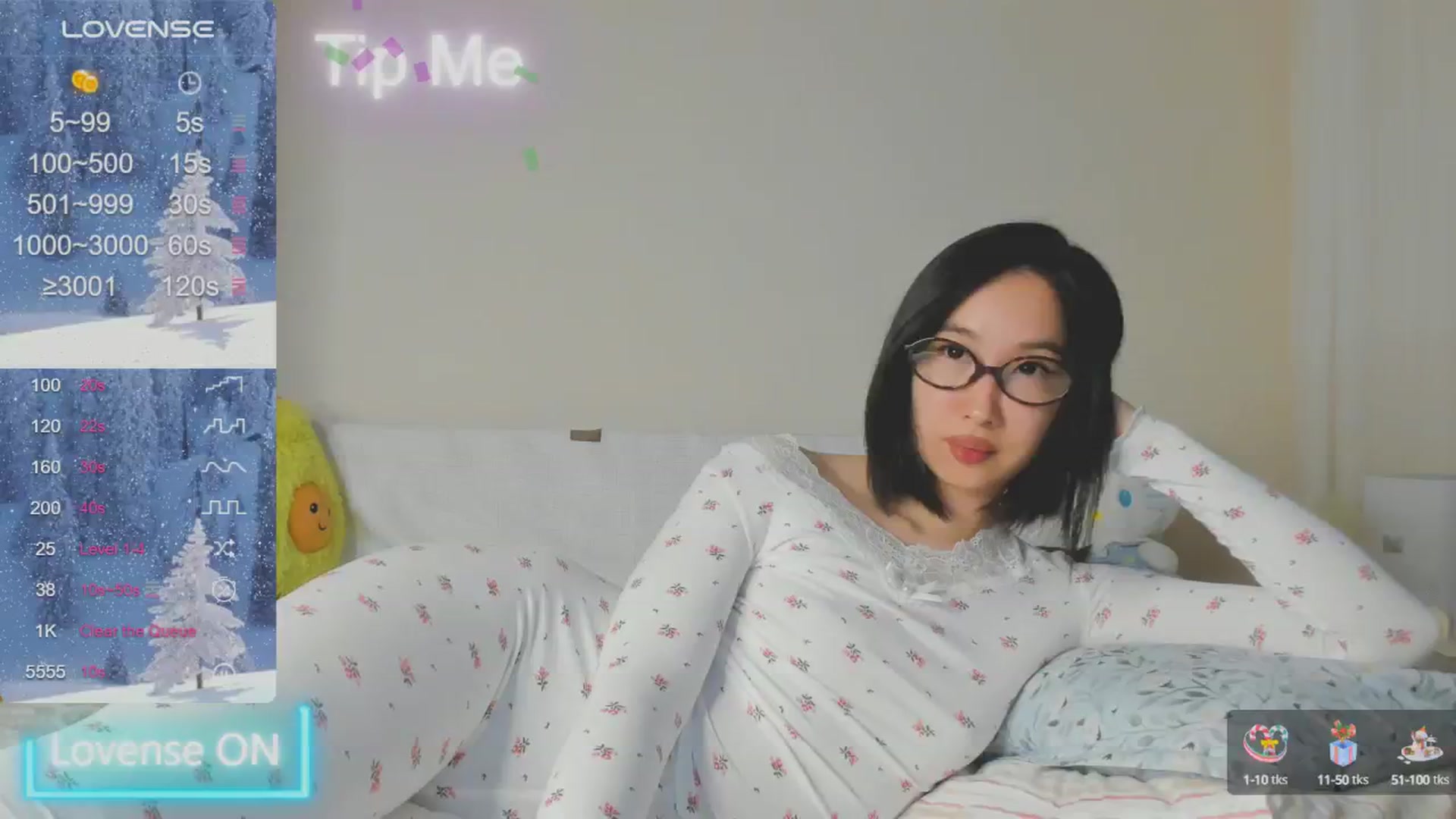 Gallery image thumbnail from FeralBerry66's myfreecams stream on, 01/13/2025, 11:38 image 18 of 20