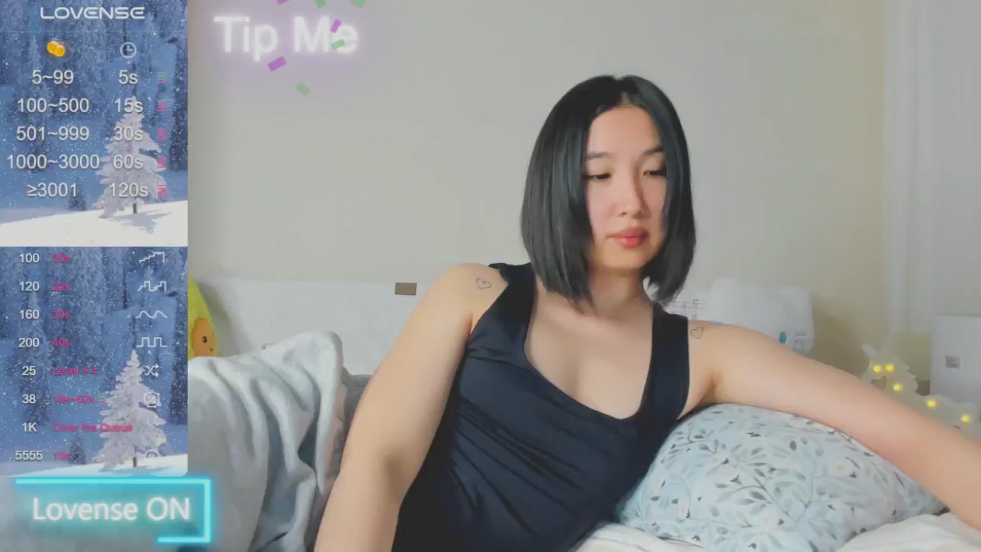 Gallery image thumbnail from FeralBerry66's myfreecams stream on, 01/14/2025, 16:46 image 7 of 20