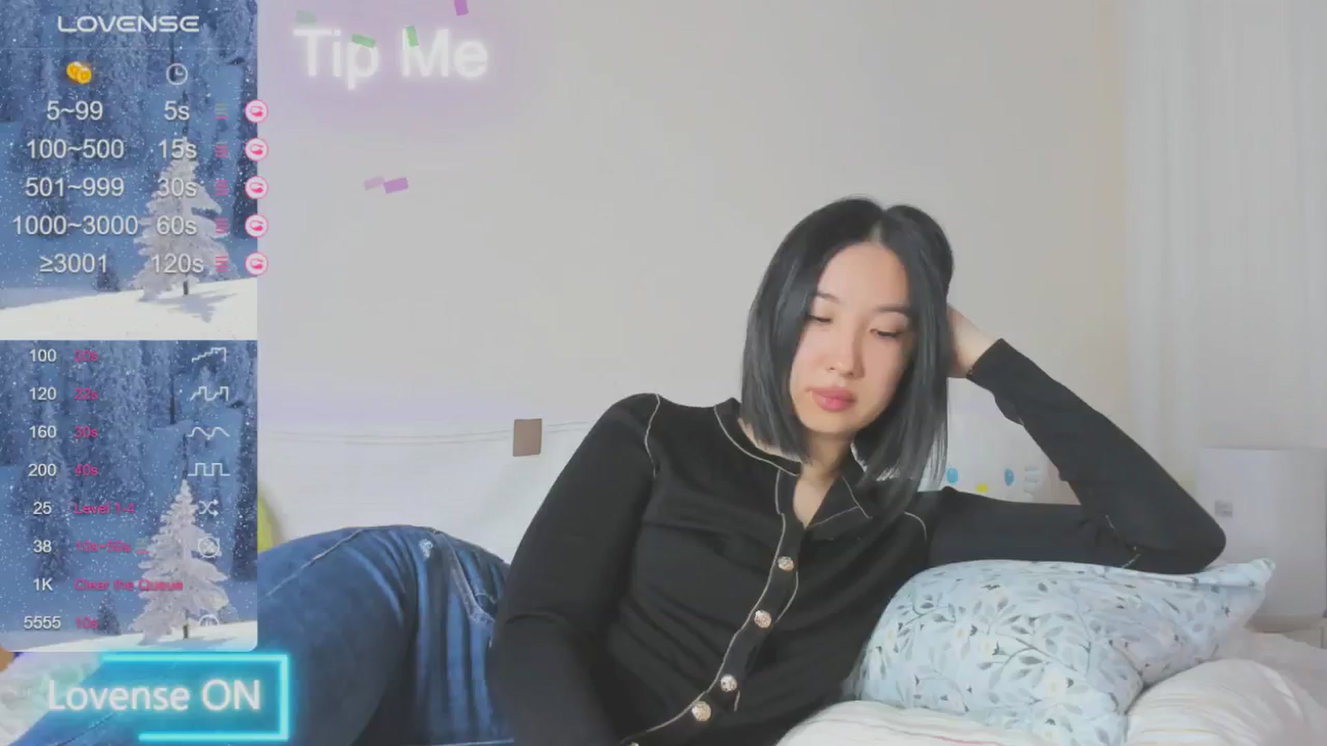 Gallery image thumbnail from FeralBerry66's myfreecams stream on, 01/16/2025, 05:03 image 6 of 20