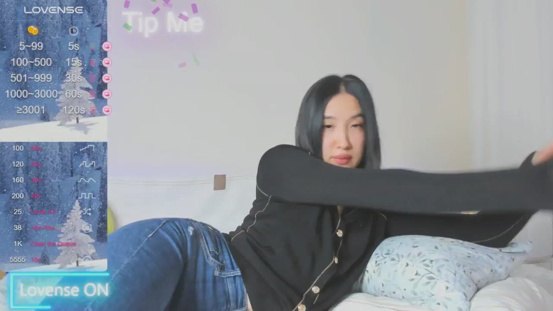 Gallery image thumbnail from FeralBerry66's myfreecams stream on, 01/16/2025, 05:03 image 10 of 20