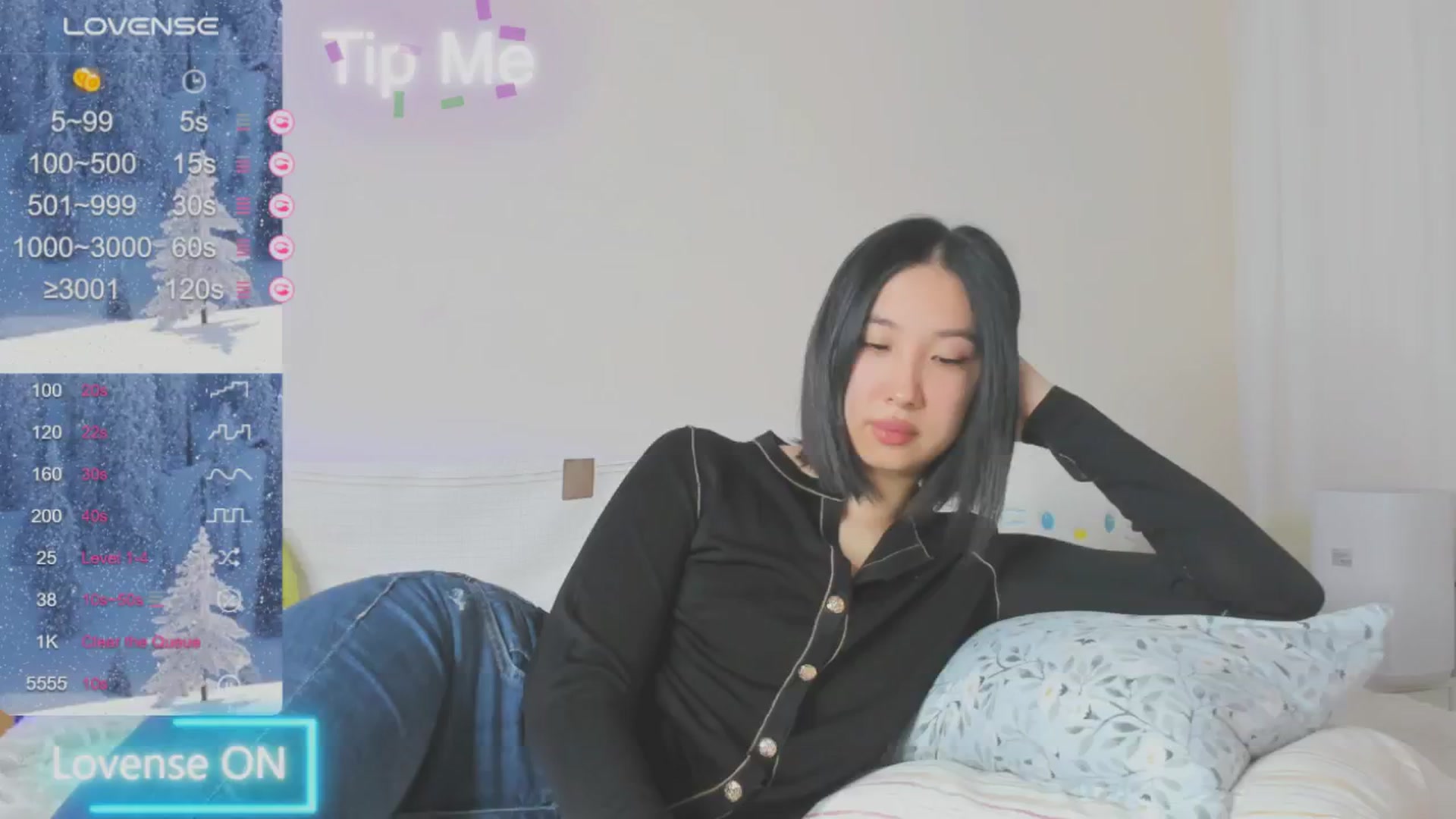 Gallery image thumbnail from FeralBerry66's myfreecams stream on, 01/16/2025, 05:47 image 8 of 20