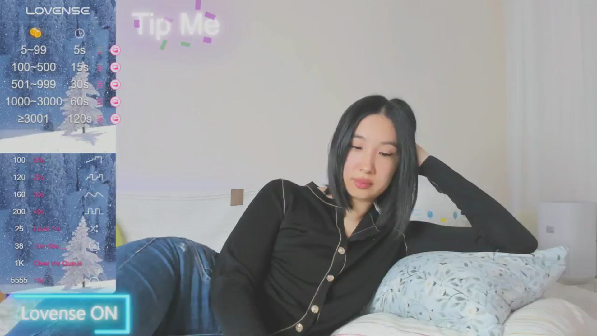 Gallery image thumbnail from FeralBerry66's myfreecams stream on, 01/16/2025, 05:47 image 12 of 20
