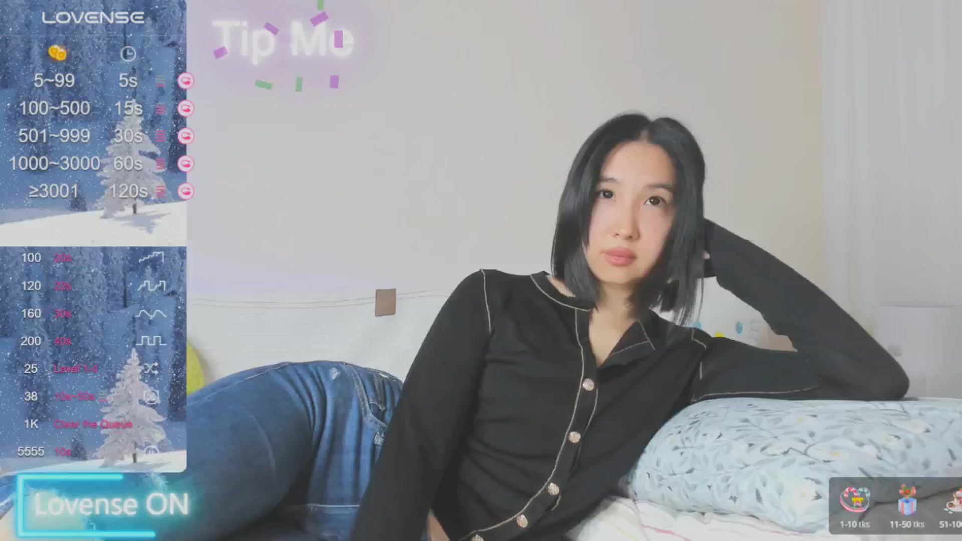 Gallery image thumbnail from FeralBerry66's myfreecams stream on, 01/16/2025, 07:29 image 17 of 20