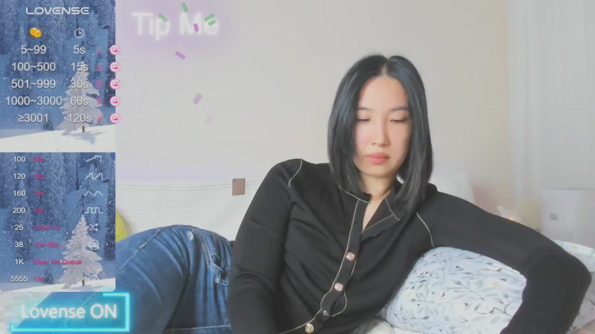 Gallery image thumbnail from FeralBerry66's myfreecams stream on, 01/16/2025, 07:29 image 1 of 20