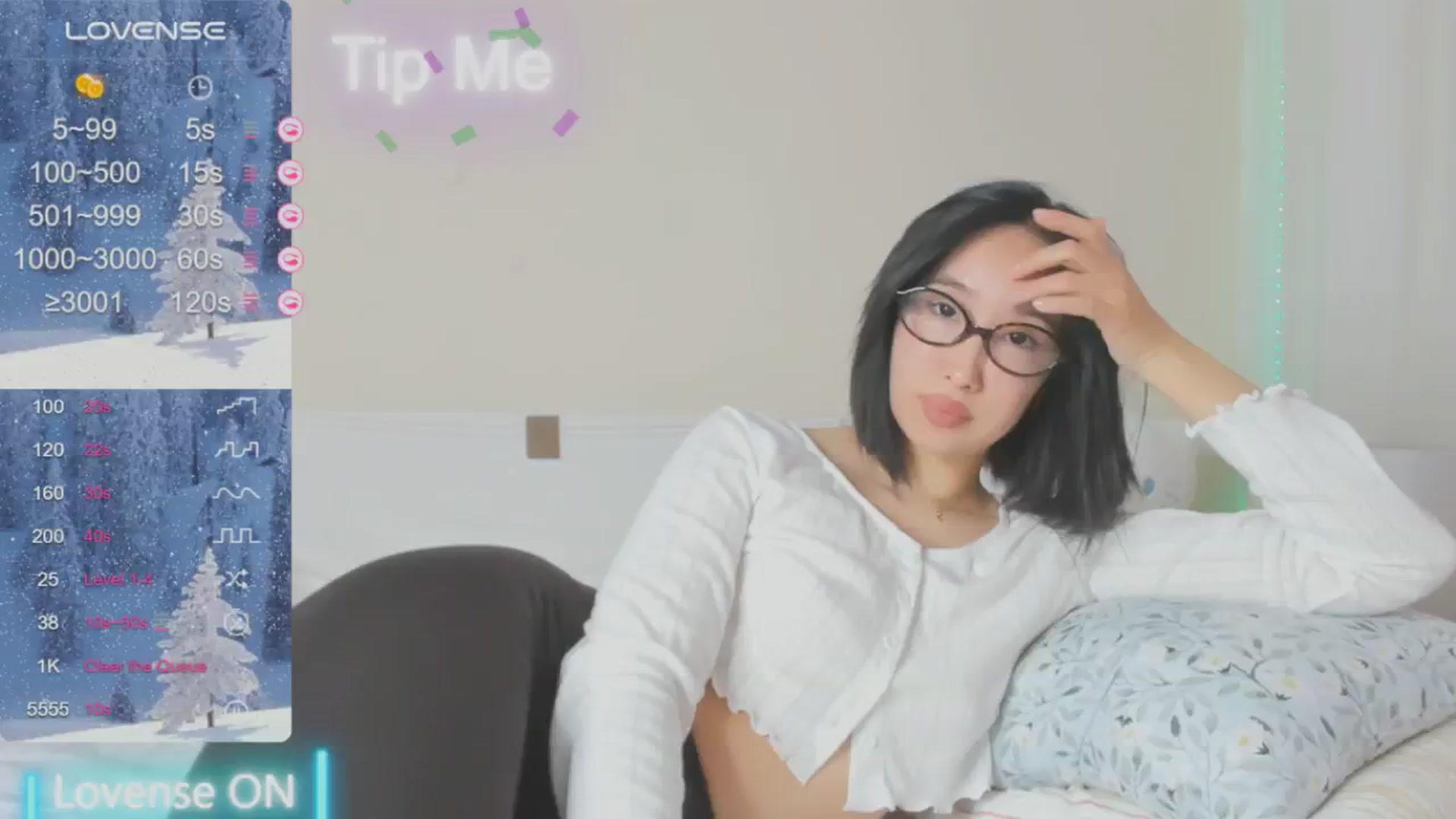 Gallery image thumbnail from FeralBerry66's myfreecams stream on, 01/18/2025, 06:51 image 15 of 20