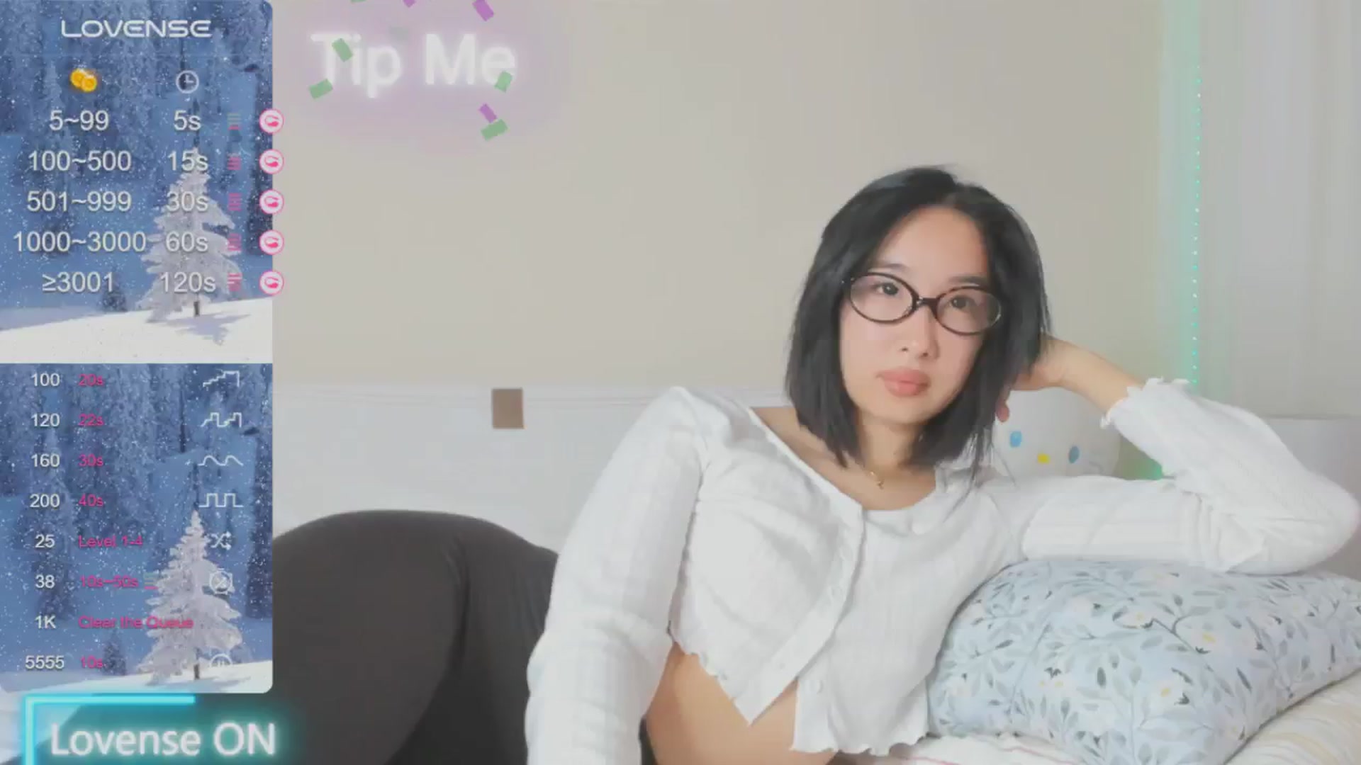 Gallery image thumbnail from FeralBerry66's myfreecams stream on, 01/18/2025, 06:51 image 14 of 20
